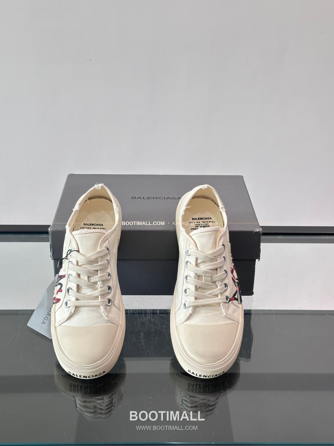 발렌시아가 2026SS 캔버스 그래피티 로고 로우탑 블랙 스니커즈 Balenciaga 2026 SS Canvas Graffiti Logo Low Top Black Sneakers 6