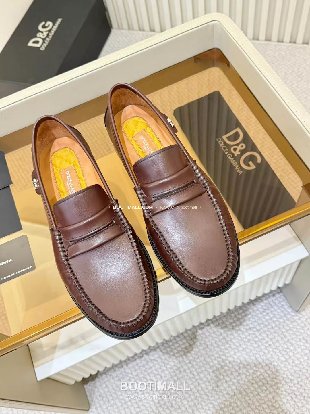 돌체앤가바나 2026SS 송아지가죽 버클 디테일 블랙 로퍼 Dolce & Gabbana 2026 SS Calfskin Buckle Detail Black Loafers 5