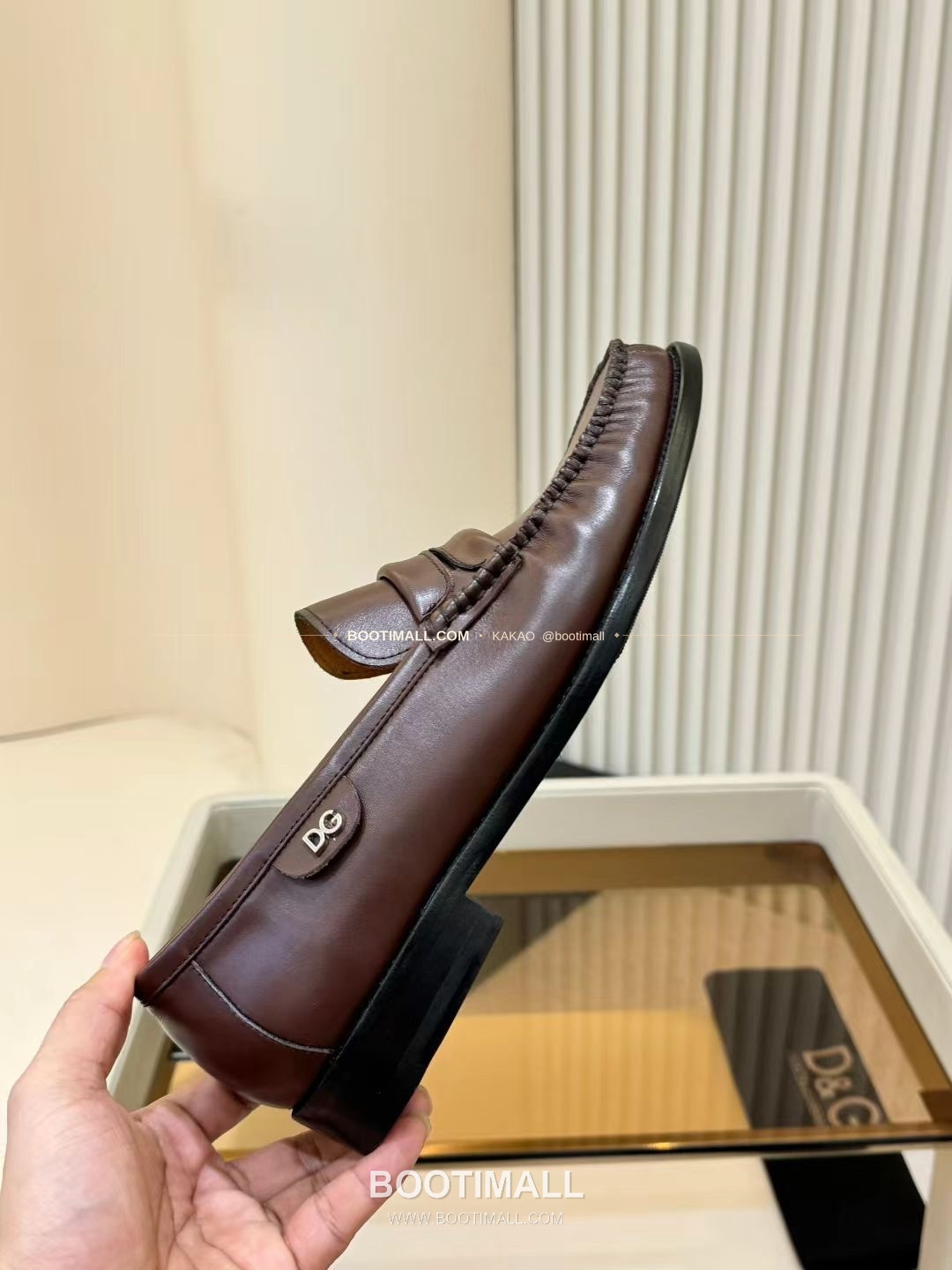 돌체앤가바나 2026SS 송아지가죽 버클 디테일 블랙 로퍼 Dolce & Gabbana 2026 SS Calfskin Buckle Detail Black Loafers 7