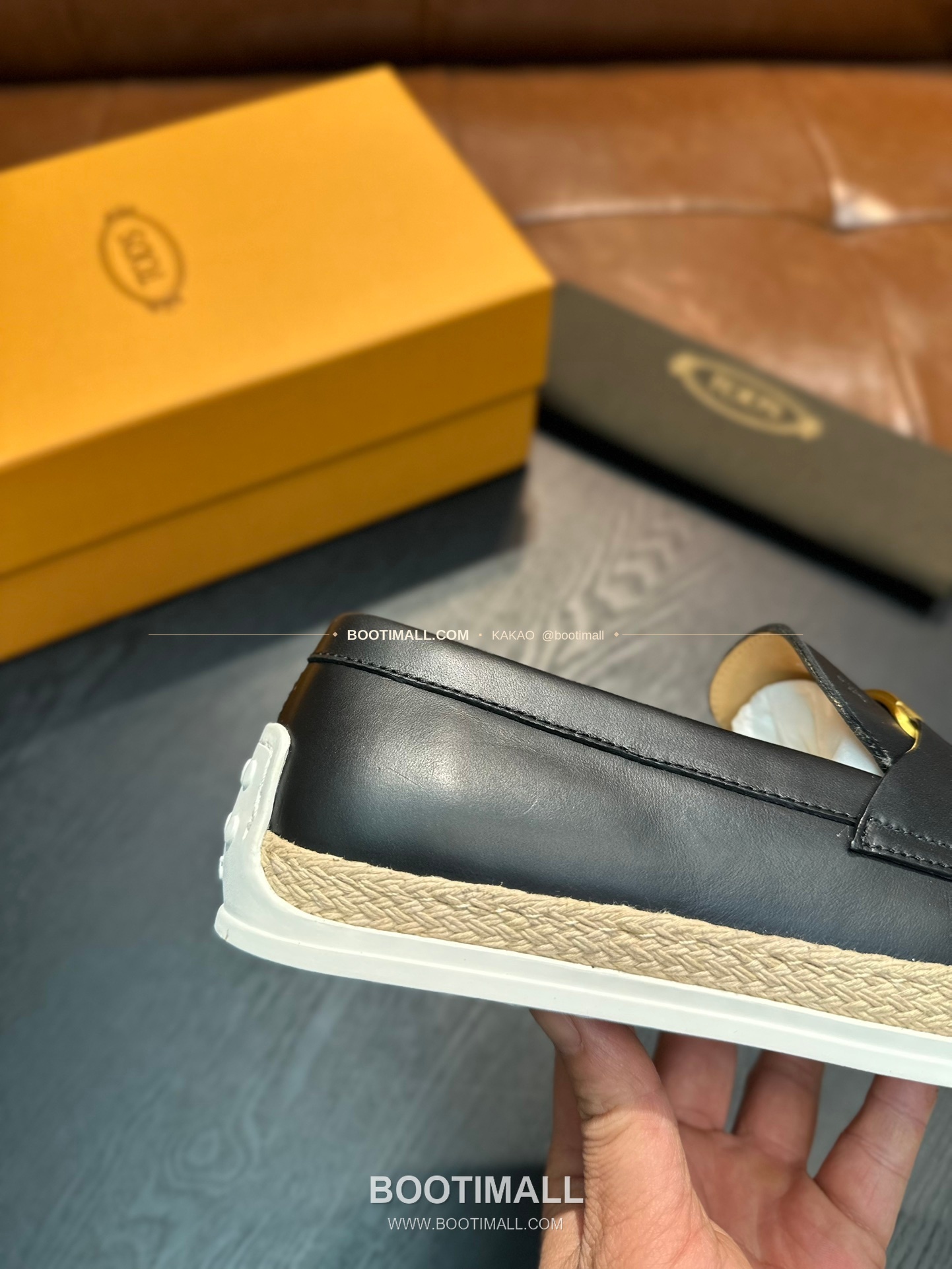 토즈 2026SS 스웨이드 로고 프린트 라피아 트림 브라운 로퍼 Tod's 2026 SS Suede Logo Print Raffia Trim Brown Loafers 6
