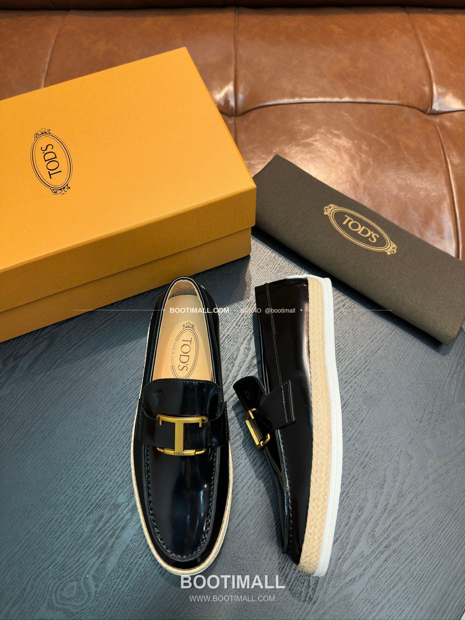 토즈 2026SS 스웨이드 로고 프린트 라피아 트림 브라운 로퍼 Tod's 2026 SS Suede Logo Print Raffia Trim Brown Loafers 2