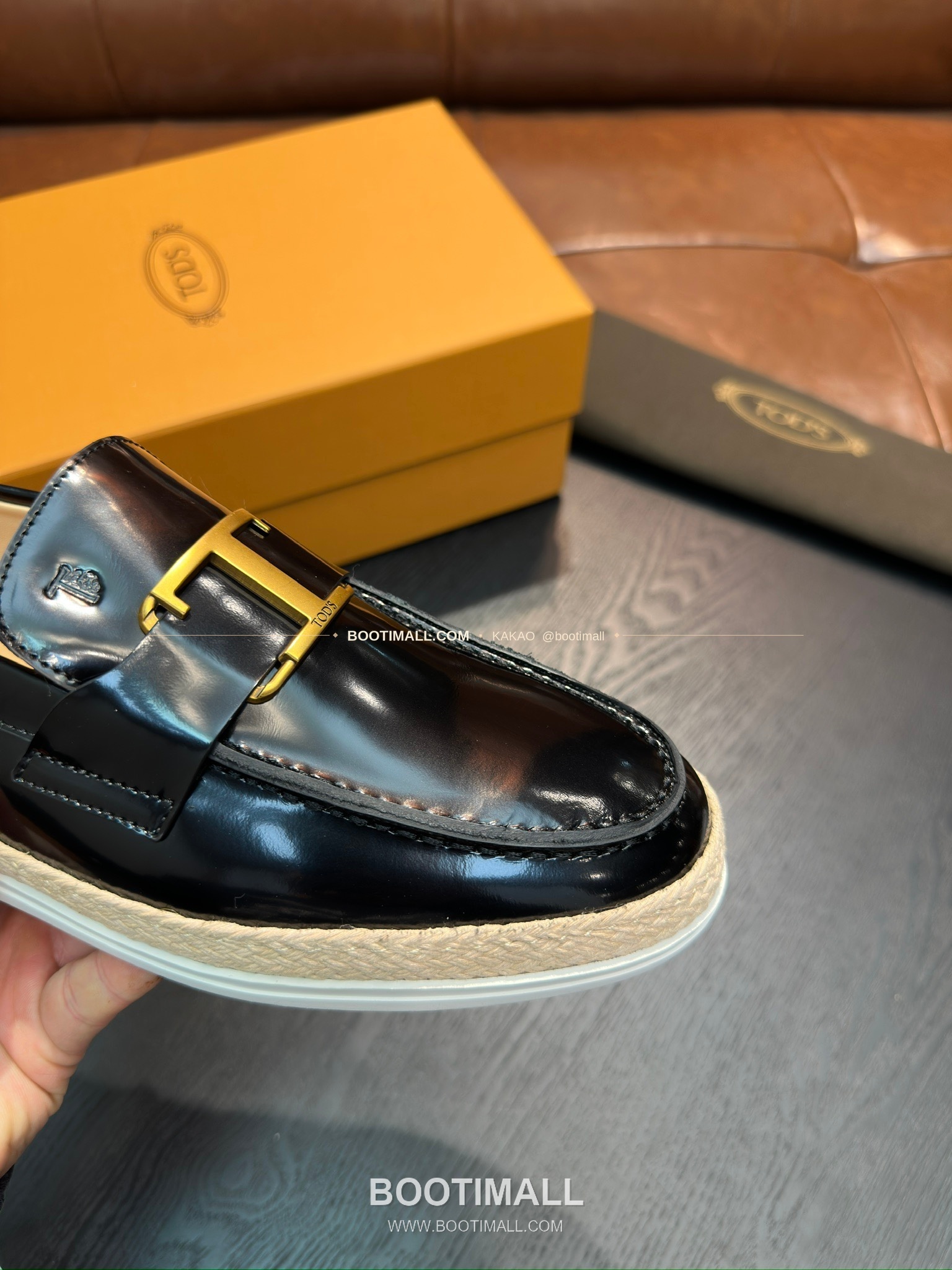 토즈 2026SS 스웨이드 로고 프린트 라피아 트림 브라운 로퍼 Tod's 2026 SS Suede Logo Print Raffia Trim Brown Loafers 7