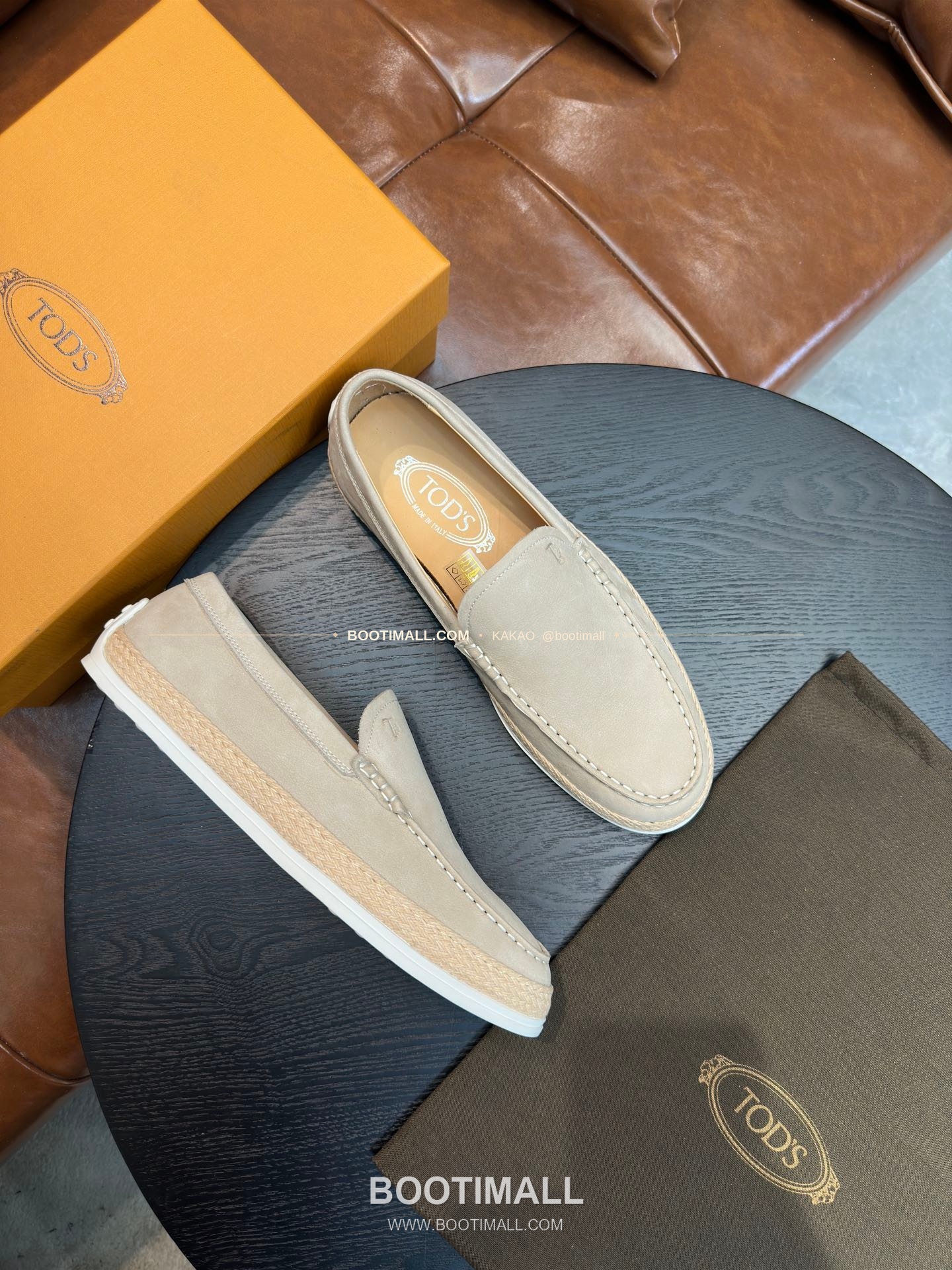 토즈 2026SS 스웨이드 로고 프린트 라피아 트림 브라운 로퍼 Tod's 2026 SS Suede Logo Print Raffia Trim Brown Loafers 5