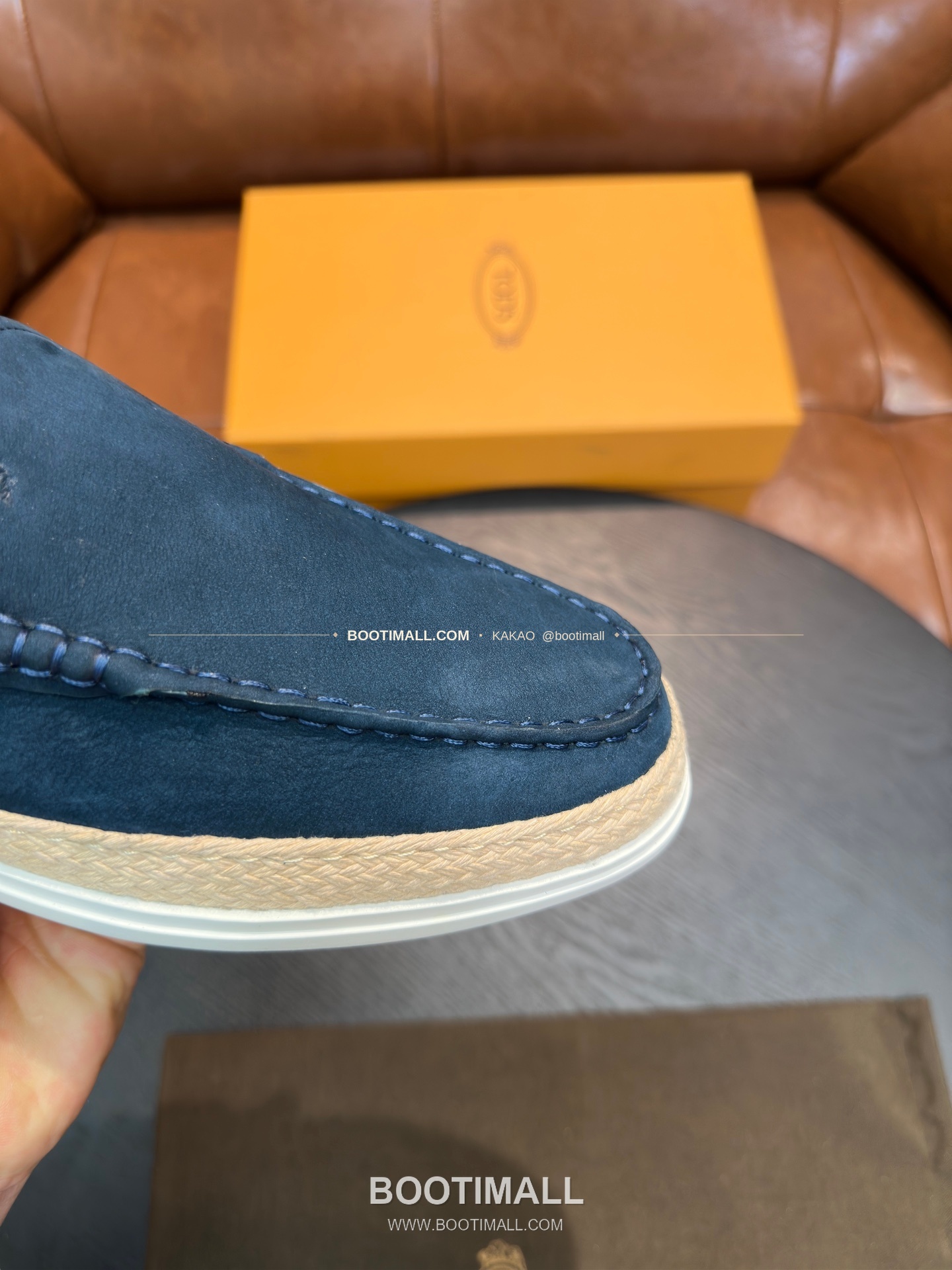 토즈 2026SS 스웨이드 로고 프린트 라피아 트림 브라운 로퍼 Tod's 2026 SS Suede Logo Print Raffia Trim Brown Loafers 7