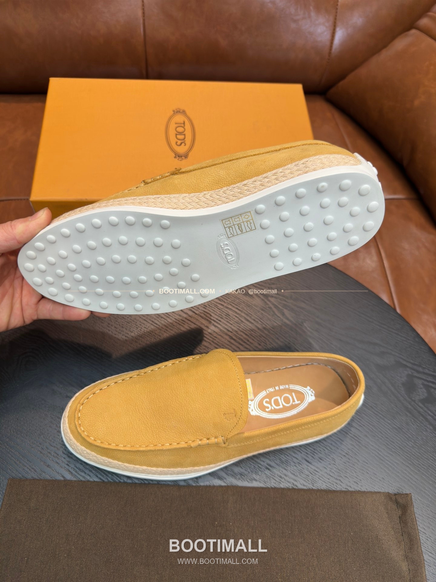 토즈 2026SS 스웨이드 로고 프린트 라피아 트림 브라운 로퍼 Tod's 2026 SS Suede Logo Print Raffia Trim Brown Loafers 6