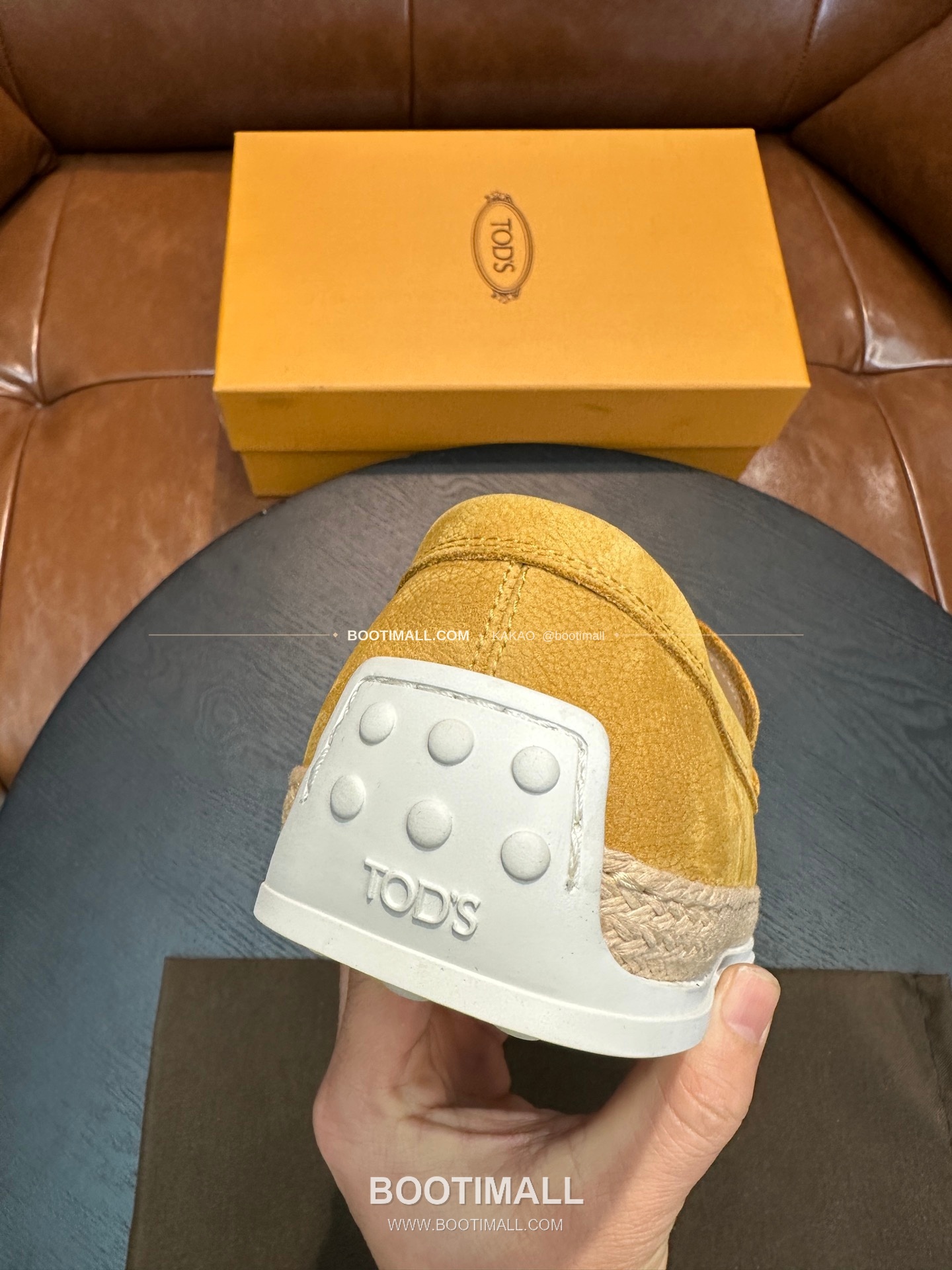 토즈 2026SS 스웨이드 로고 프린트 라피아 트림 브라운 로퍼 Tod's 2026 SS Suede Logo Print Raffia Trim Brown Loafers 8