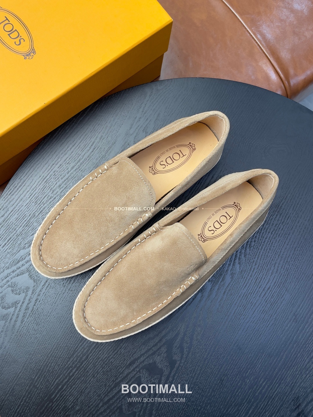 토즈 2026SS 스웨이드 로고 프린트 라피아 트림 브라운 로퍼 Tod's 2026 SS Suede Logo Print Raffia Trim Brown Loafers 6