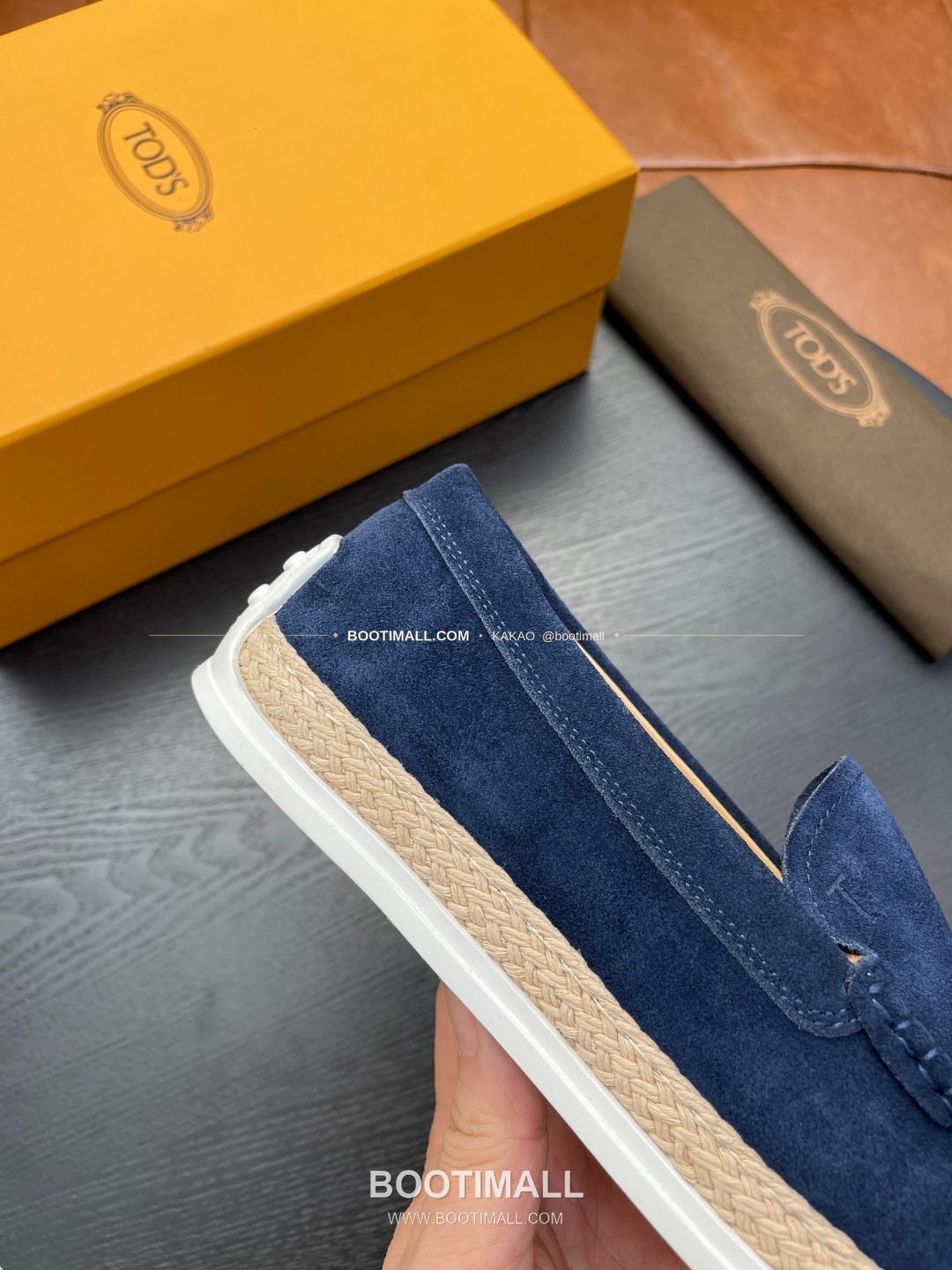 토즈 2026SS 스웨이드 로고 프린트 라피아 트림 브라운 로퍼 Tod's 2026 SS Suede Logo Print Raffia Trim Brown Loafers 7