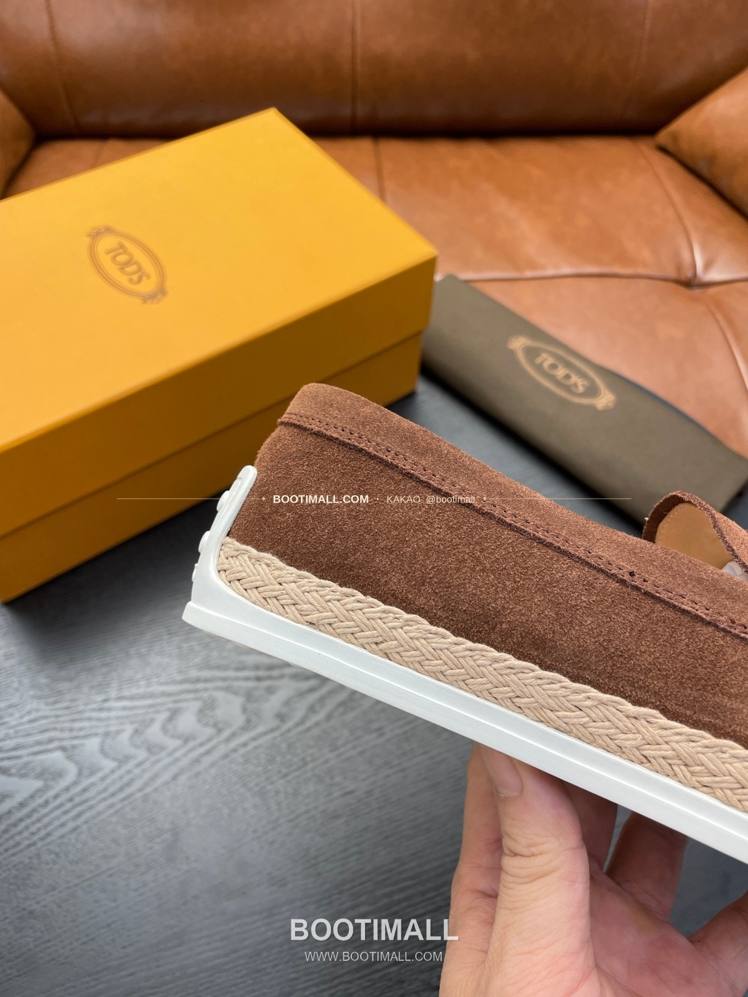 토즈 2026SS 스웨이드 로고 프린트 라피아 트림 브라운 로퍼 Tod's 2026 SS Suede Logo Print Raffia Trim Brown Loafers 7