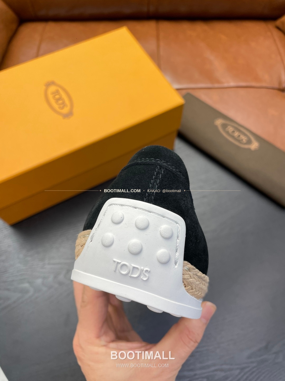 토즈 2026SS 스웨이드 로고 프린트 라피아 트림 브라운 로퍼 Tod's 2026 SS Suede Logo Print Raffia Trim Brown Loafers 8