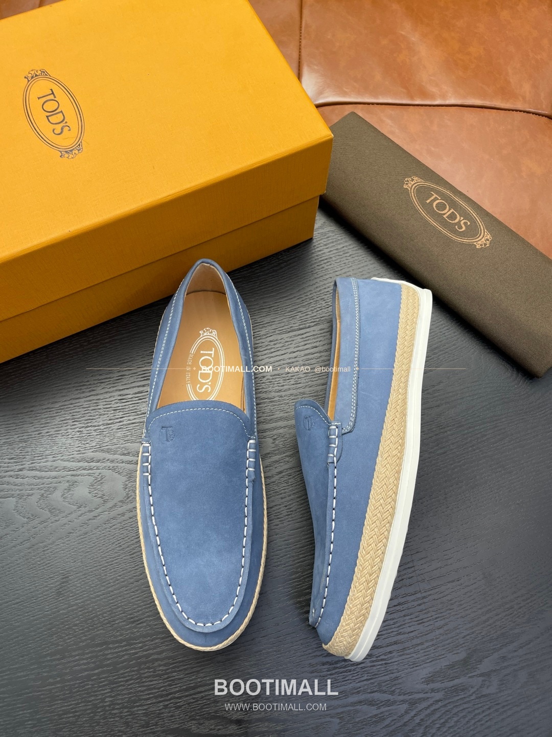 토즈 2026SS 스웨이드 로고 프린트 라피아 트림 브라운 로퍼 Tod's 2026 SS Suede Logo Print Raffia Trim Brown Loafers 2