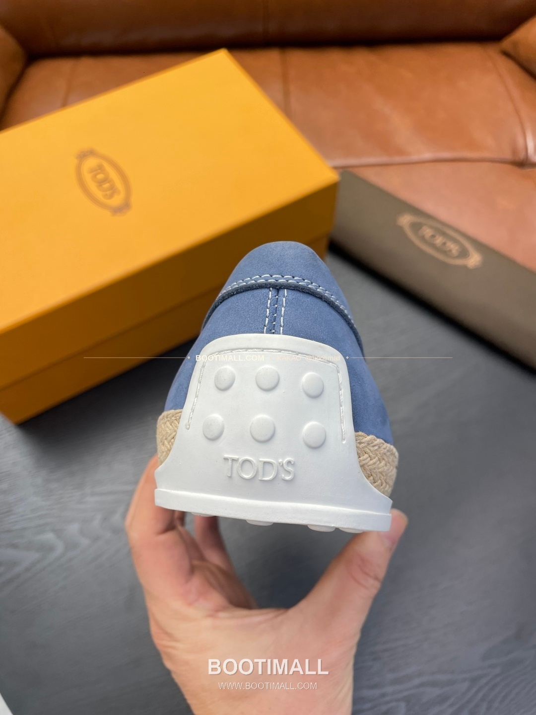 토즈 2026SS 스웨이드 로고 프린트 라피아 트림 브라운 로퍼 Tod's 2026 SS Suede Logo Print Raffia Trim Brown Loafers 8