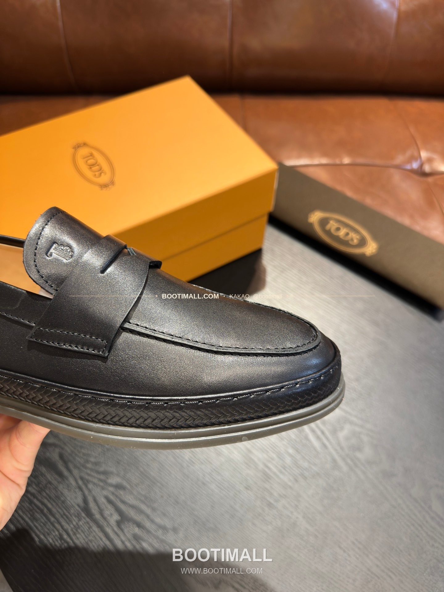 토즈 2026SS 송아지가죽 로고 디테일 고미노 브라운 로퍼 Tod's 2026 SS Calfskin Logo Detail Gommino Brown Loafers 7
