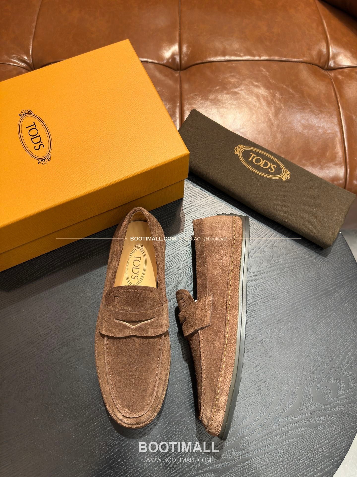 토즈 2026SS 송아지가죽 로고 디테일 위빙 트림 브라운 로퍼 Tod's 2026 SS Calfskin Logo Detail Weaving Trim Brown Loafers 2