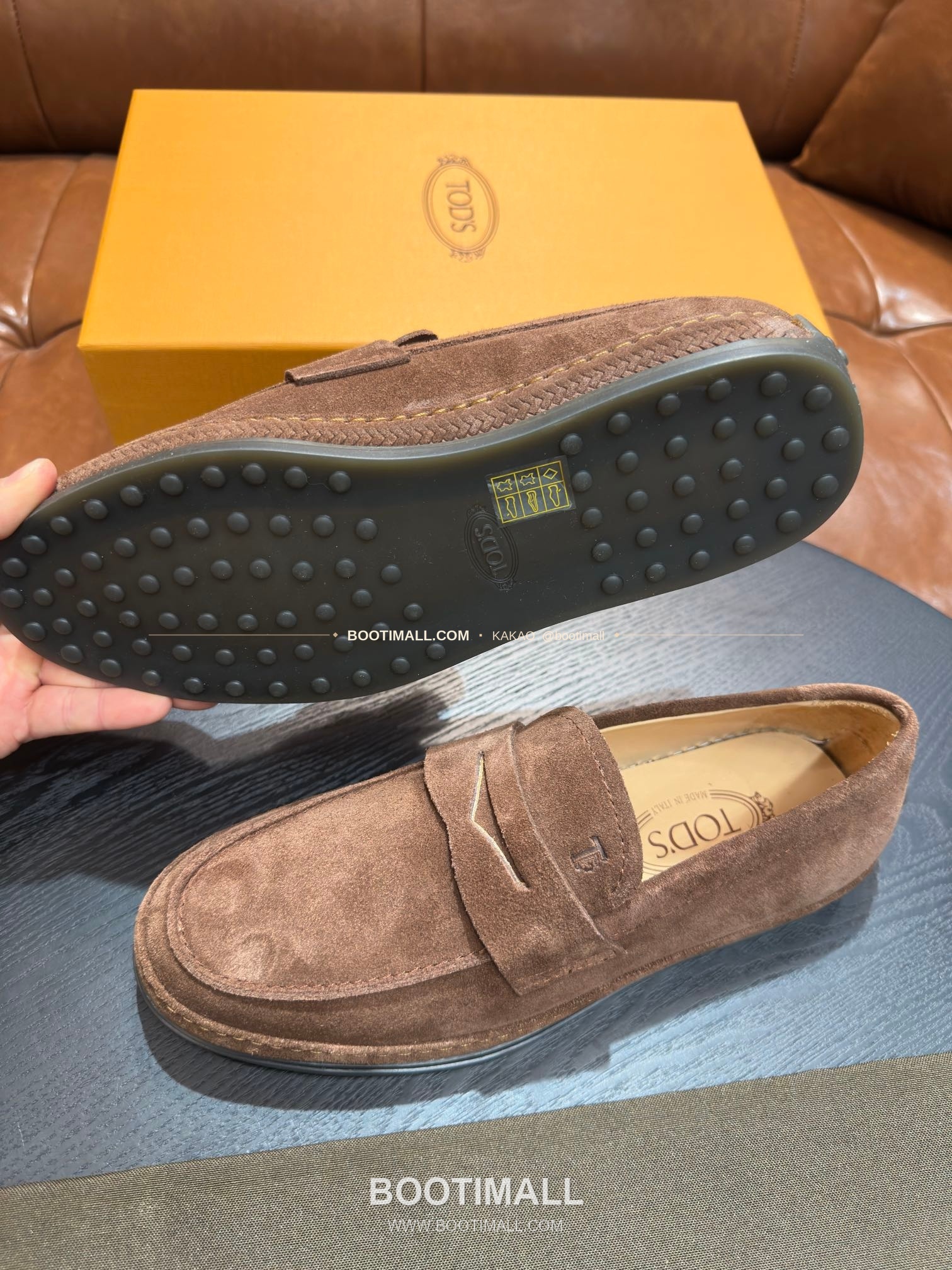 토즈 2026SS 송아지가죽 로고 디테일 위빙 트림 브라운 로퍼 Tod's 2026 SS Calfskin Logo Detail Weaving Trim Brown Loafers 5