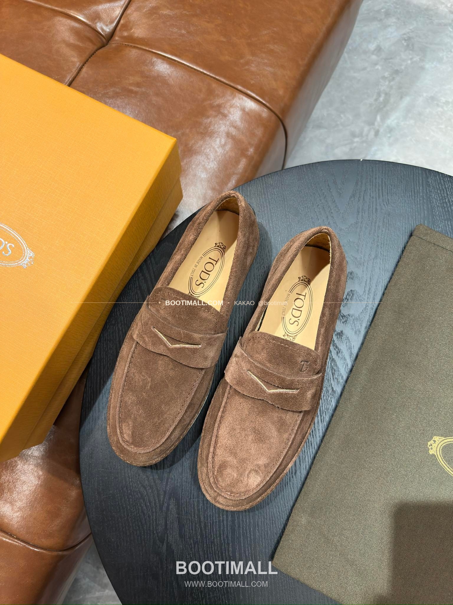 토즈 2026SS 송아지가죽 로고 디테일 위빙 트림 브라운 로퍼 Tod's 2026 SS Calfskin Logo Detail Weaving Trim Brown Loafers 8
