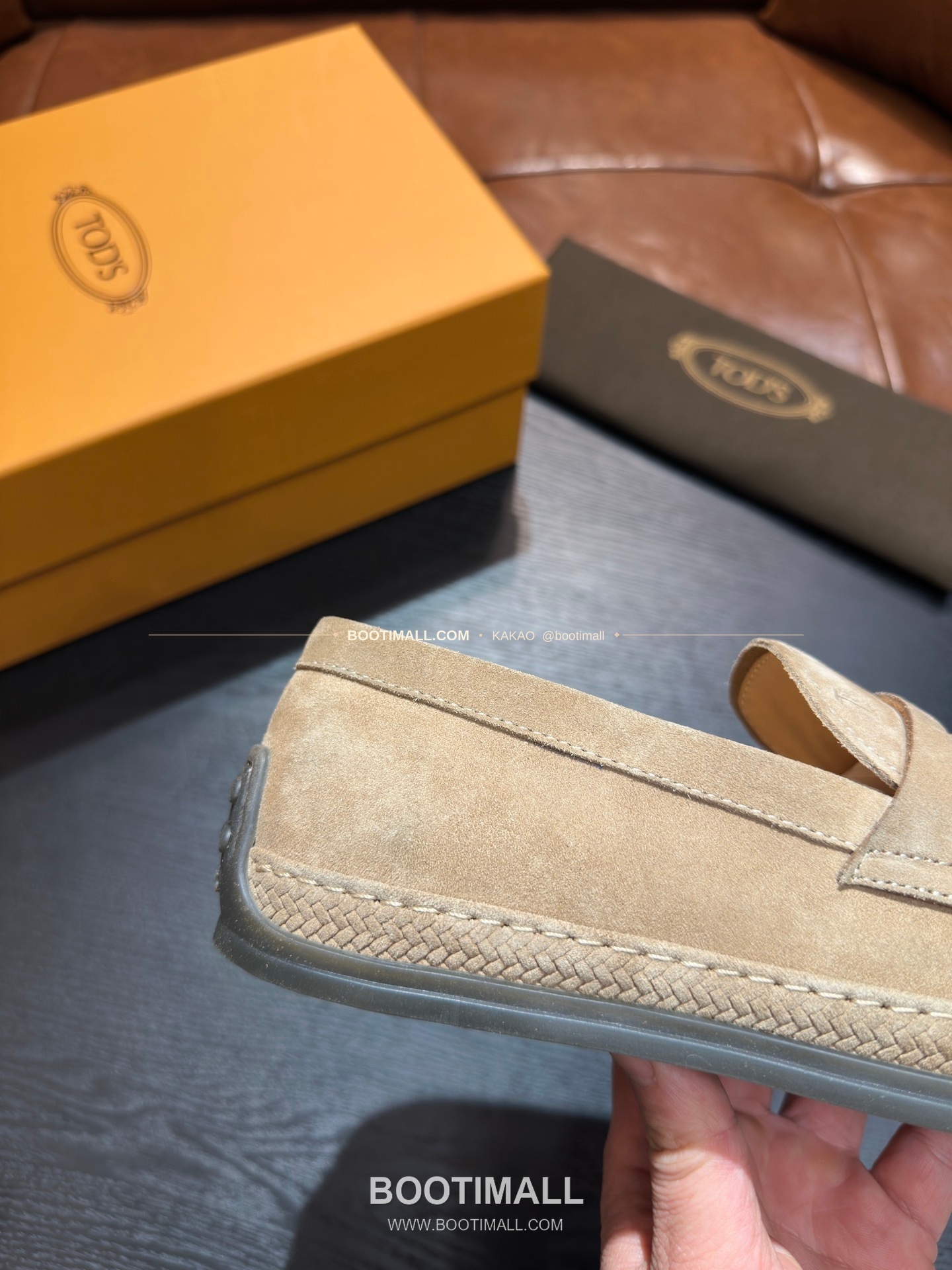 토즈 2026SS 송아지가죽 로고 디테일 위빙 트림 브라운 로퍼 Tod's 2026 SS Calfskin Logo Detail Weaving Trim Brown Loafers 6