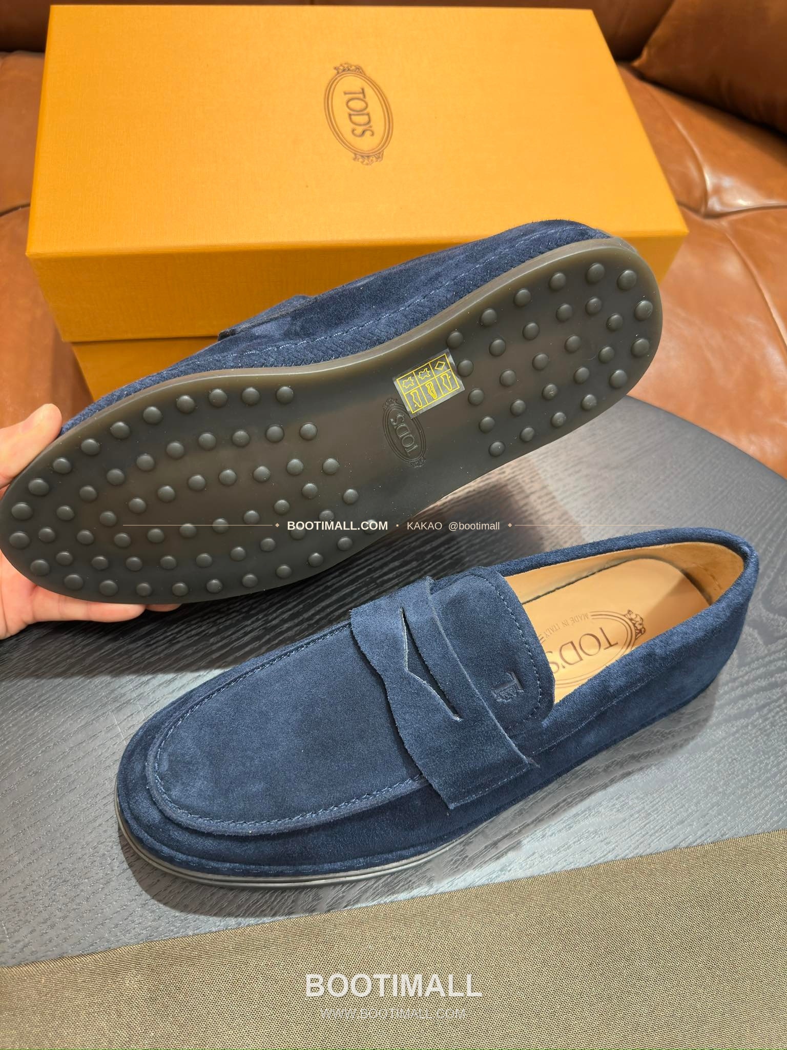 토즈 2026SS 송아지가죽 로고 디테일 위빙 트림 브라운 로퍼 Tod's 2026 SS Calfskin Logo Detail Weaving Trim Brown Loafers 5