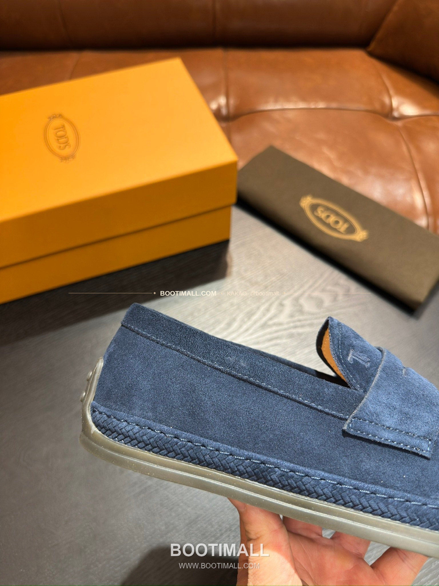 토즈 2026SS 송아지가죽 로고 디테일 위빙 트림 브라운 로퍼 Tod's 2026 SS Calfskin Logo Detail Weaving Trim Brown Loafers 6