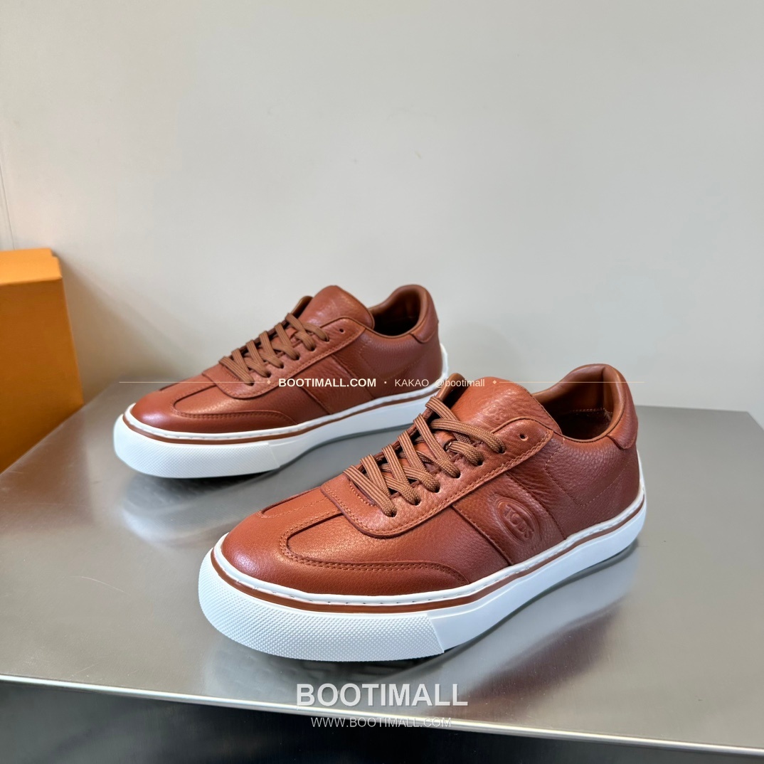 토즈 2026SS 송아지가죽 T로고 고미노 화이트 스니커즈 Tod's 2026 SS Calfskin T Logo Gommino White Sneakers 3