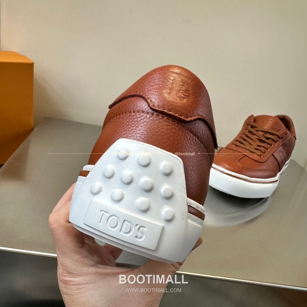 토즈 2026SS 송아지가죽 T로고 고미노 화이트 스니커즈 Tod's 2026 SS Calfskin T Logo Gommino White Sneakers 8