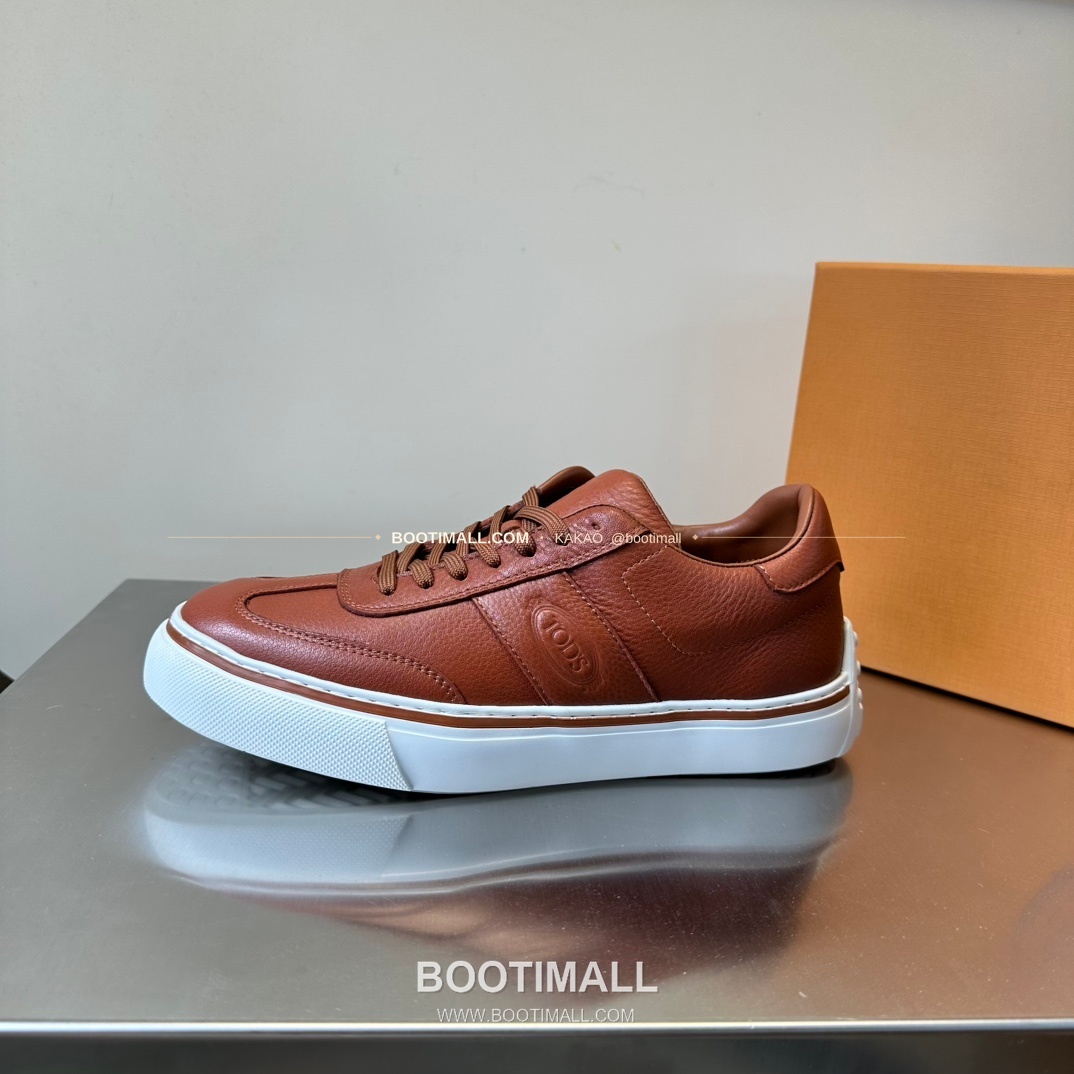 토즈 2026SS 송아지가죽 T로고 고미노 화이트 스니커즈 Tod's 2026 SS Calfskin T Logo Gommino White Sneakers 9