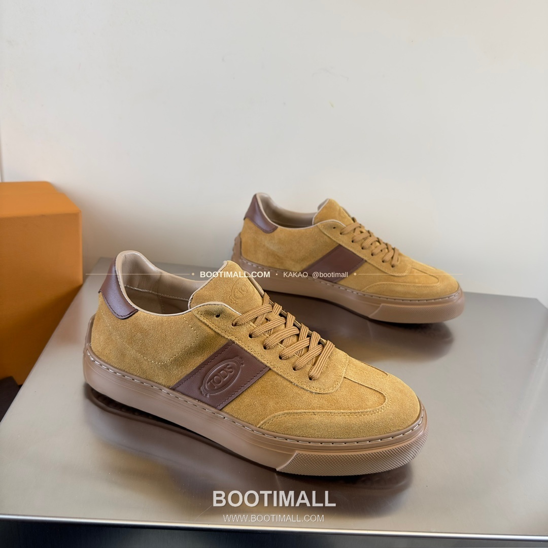 토즈 2026SS 송아지가죽 T로고 고미노 화이트 스니커즈 Tod's 2026 SS Calfskin T Logo Gommino White Sneakers 1