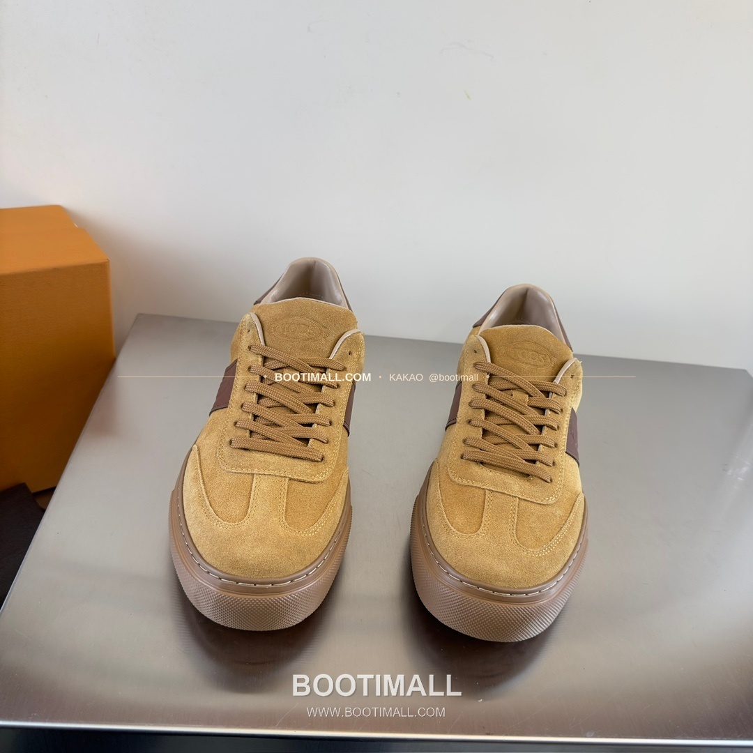 토즈 2026SS 송아지가죽 T로고 고미노 화이트 스니커즈 Tod's 2026 SS Calfskin T Logo Gommino White Sneakers 4