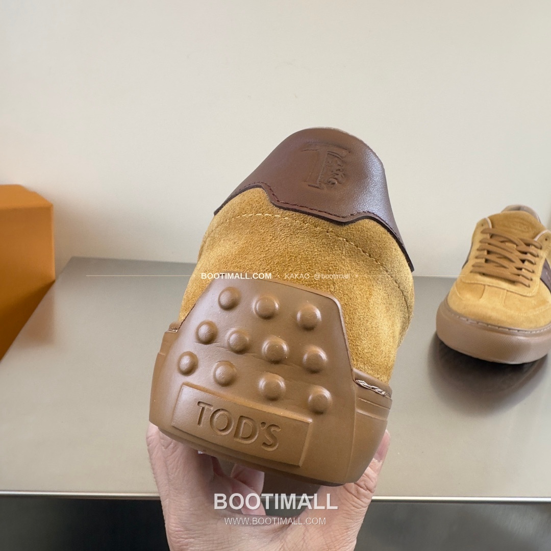 토즈 2026SS 송아지가죽 T로고 고미노 화이트 스니커즈 Tod's 2026 SS Calfskin T Logo Gommino White Sneakers 9