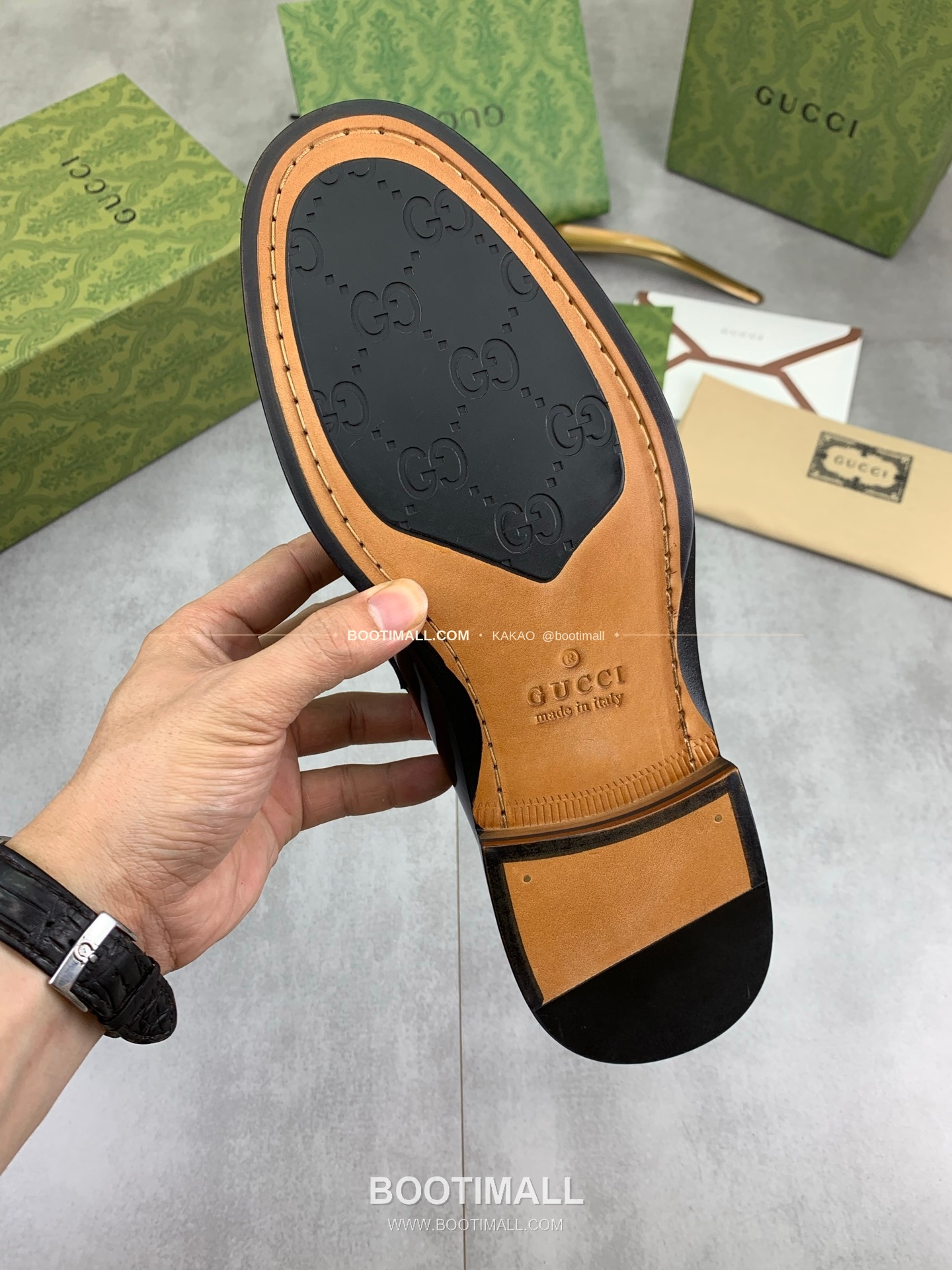 구찌 2026SS 송아지가죽 슬립온 클래식 블랙 로퍼 Gucci 2026 SS Calfskin Slip On Classic Black Loafers 8