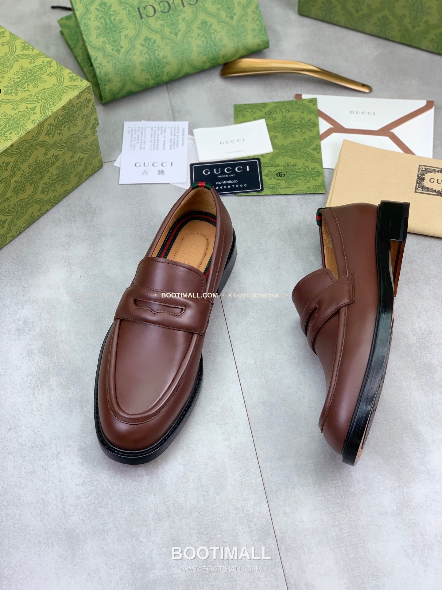 구찌 2026SS 송아지가죽 슬립온 클래식 블랙 로퍼 Gucci 2026 SS Calfskin Slip On Classic Black Loafers 5