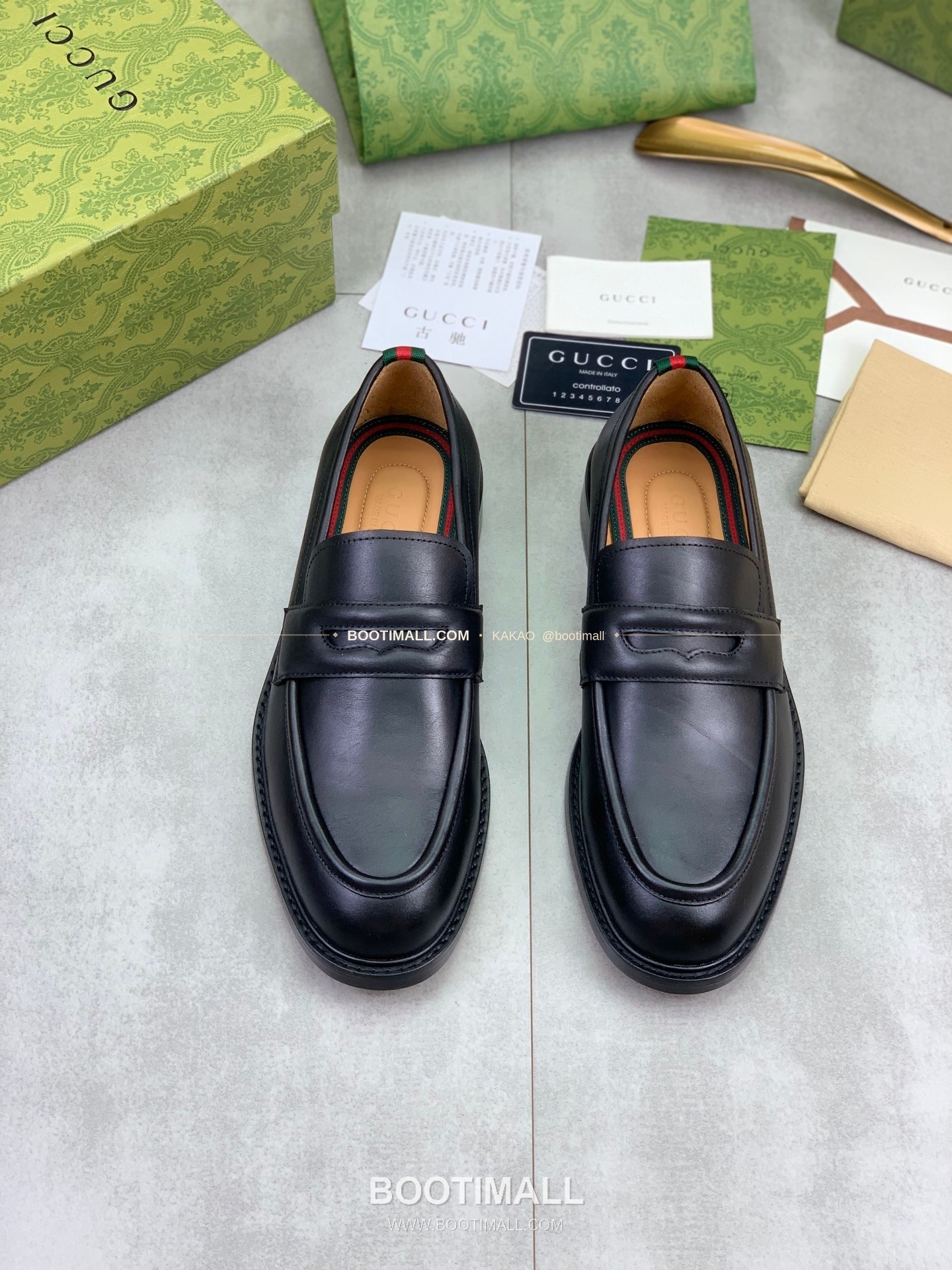 구찌 2026SS 송아지가죽 슬립온 클래식 블랙 로퍼 Gucci 2026 SS Calfskin Slip On Classic Black Loafers 2