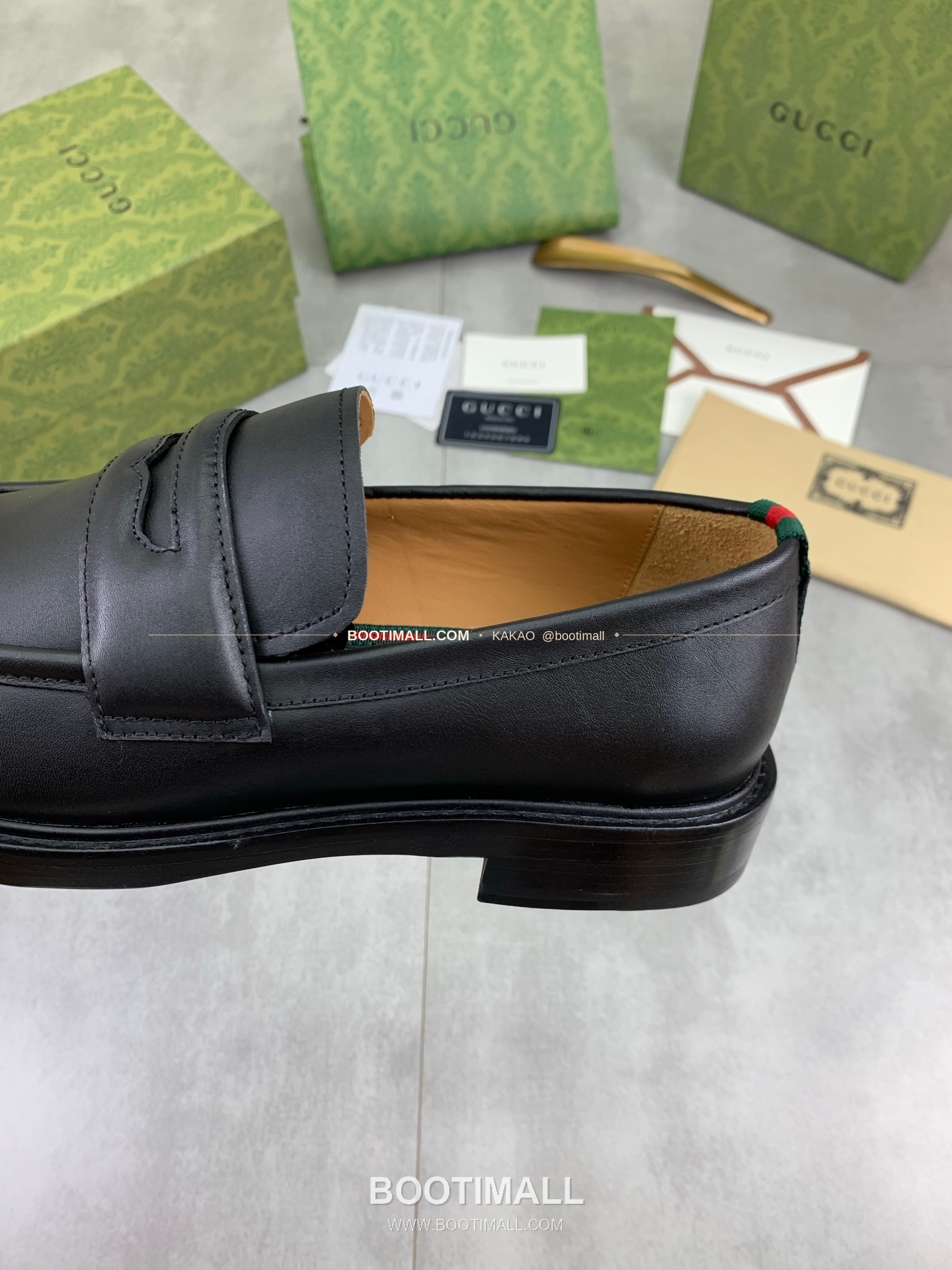 구찌 2026SS 송아지가죽 슬립온 클래식 블랙 로퍼 Gucci 2026 SS Calfskin Slip On Classic Black Loafers 7
