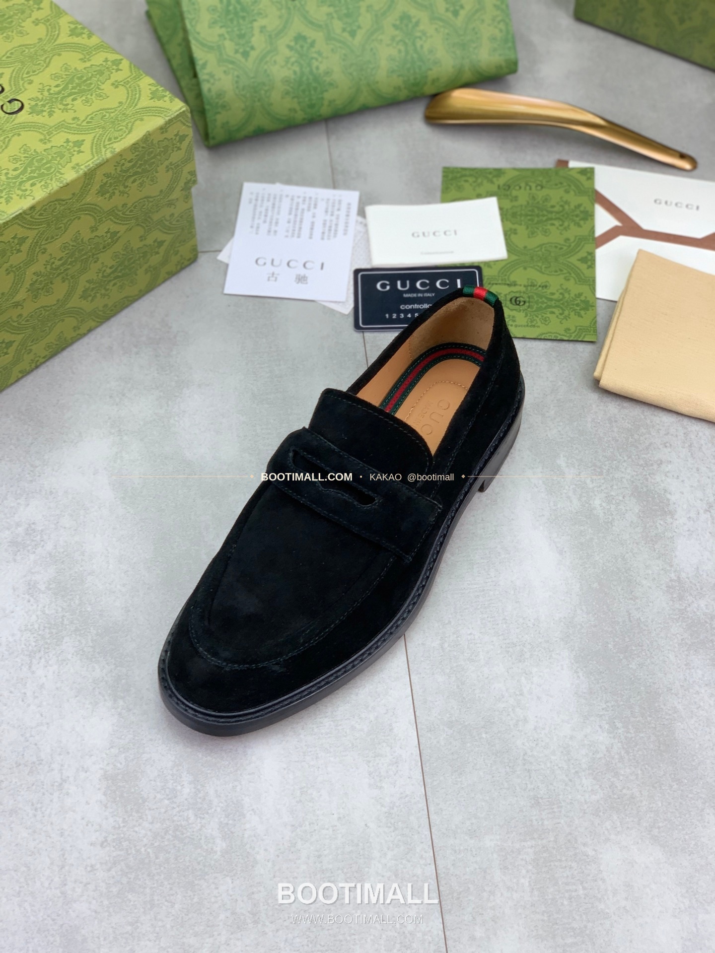 구찌 2026SS 송아지가죽 슬립온 클래식 블랙 로퍼 Gucci 2026 SS Calfskin Slip On Classic Black Loafers 4