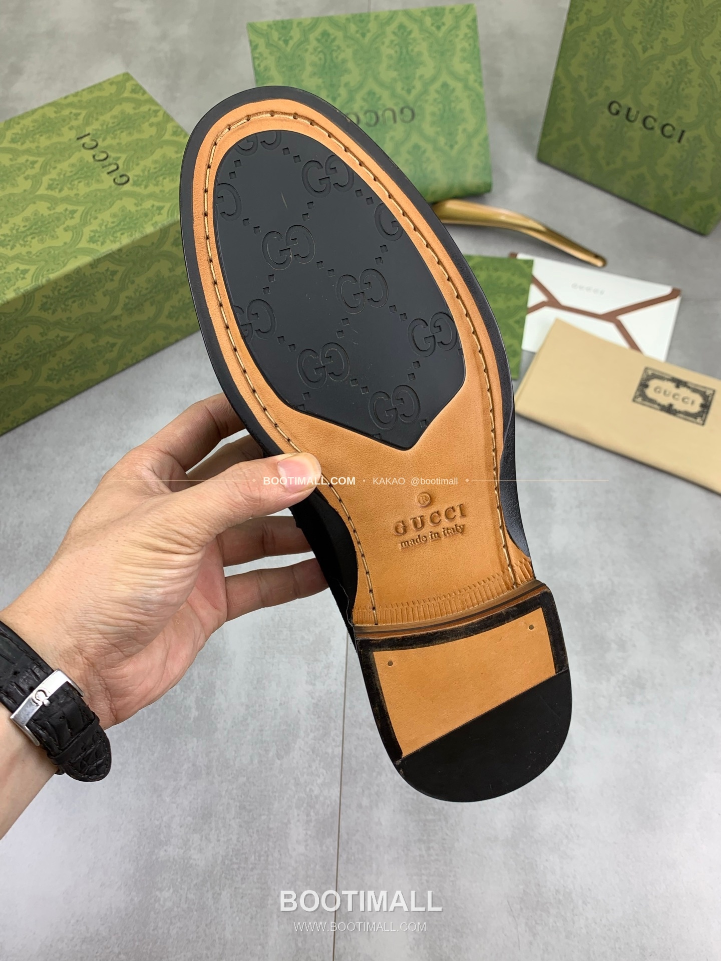 구찌 2026SS 송아지가죽 슬립온 클래식 블랙 로퍼 Gucci 2026 SS Calfskin Slip On Classic Black Loafers 8