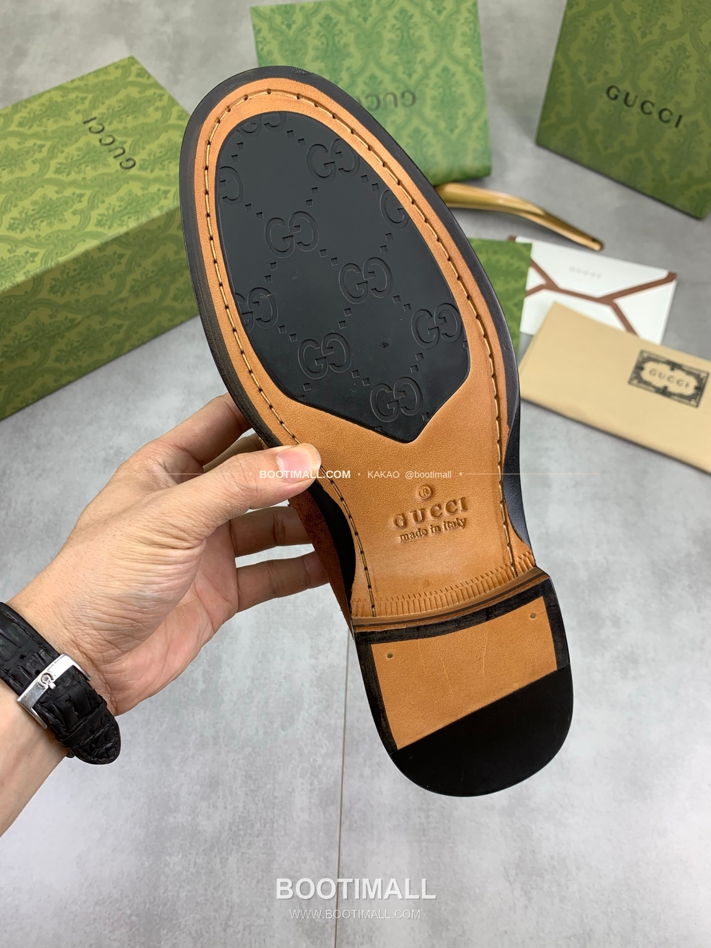 구찌 2026SS 송아지가죽 슬립온 클래식 블랙 로퍼 Gucci 2026 SS Calfskin Slip On Classic Black Loafers 8