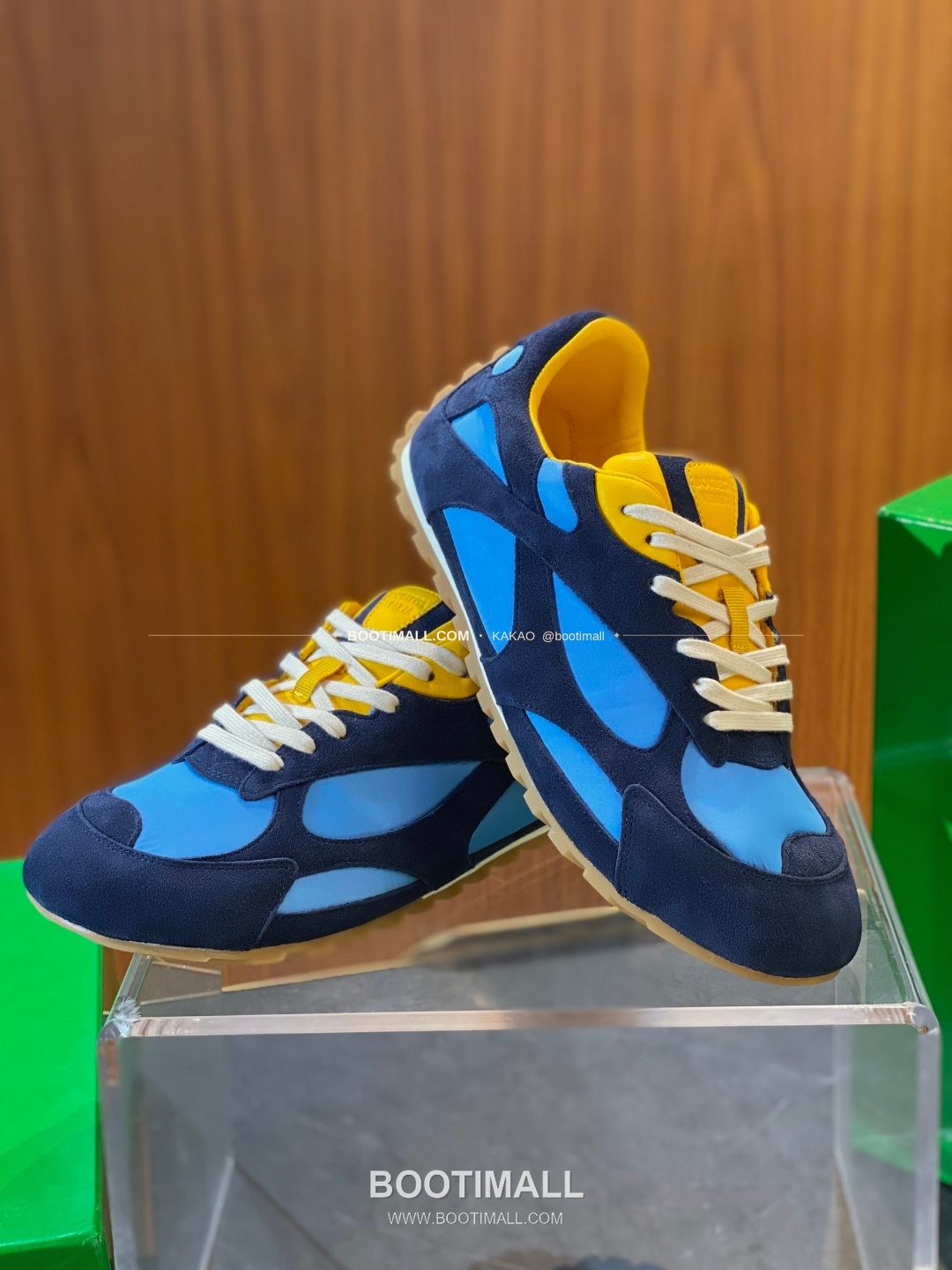 보테가베네타 2026SS 스웨이드 로우탑 브라운 스니커즈 Bottega Veneta 2026 SS Suede Low Top Brown Sneakers BV Orbit Flash 4