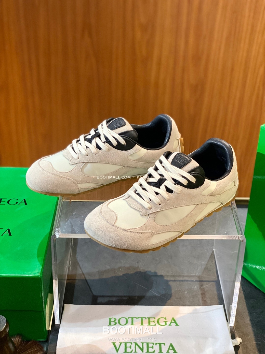 보테가베네타 2026SS 스웨이드 로우탑 브라운 스니커즈 Bottega Veneta 2026 SS Suede Low Top Brown Sneakers BV Orbit Flash 6