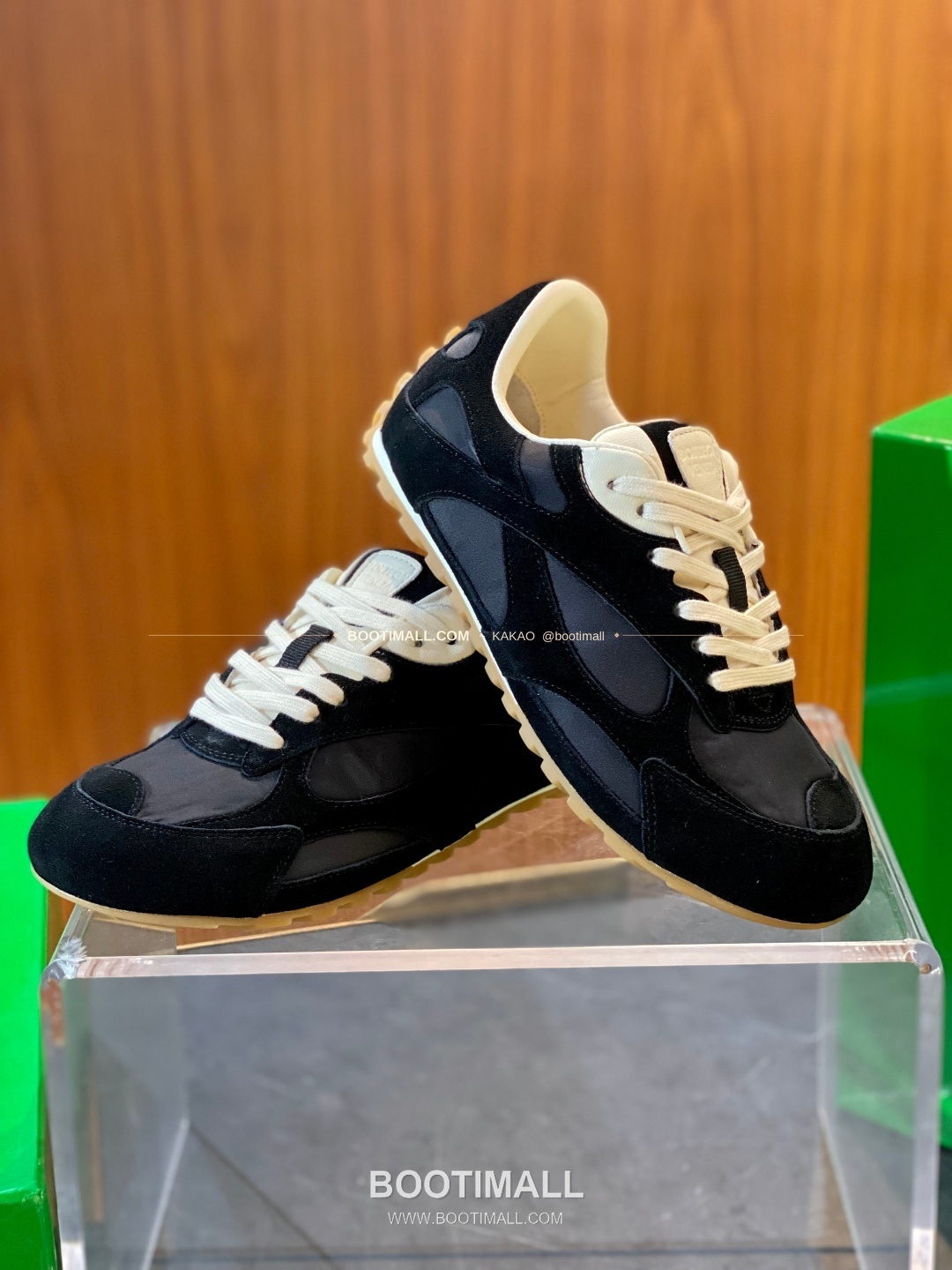 보테가베네타 2026SS 스웨이드 로우탑 브라운 스니커즈 Bottega Veneta 2026 SS Suede Low Top Brown Sneakers BV Orbit Flash 9