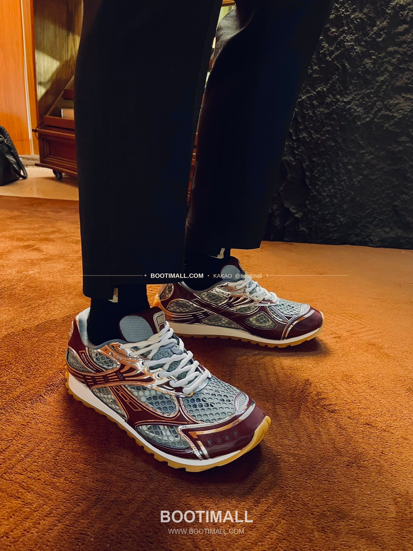 보테가베네타 2026SS 스웨이드 로우탑 브라운 스니커즈 Bottega Veneta 2026 SS Suede Low Top Brown Sneakers BV Orbit Flash 9