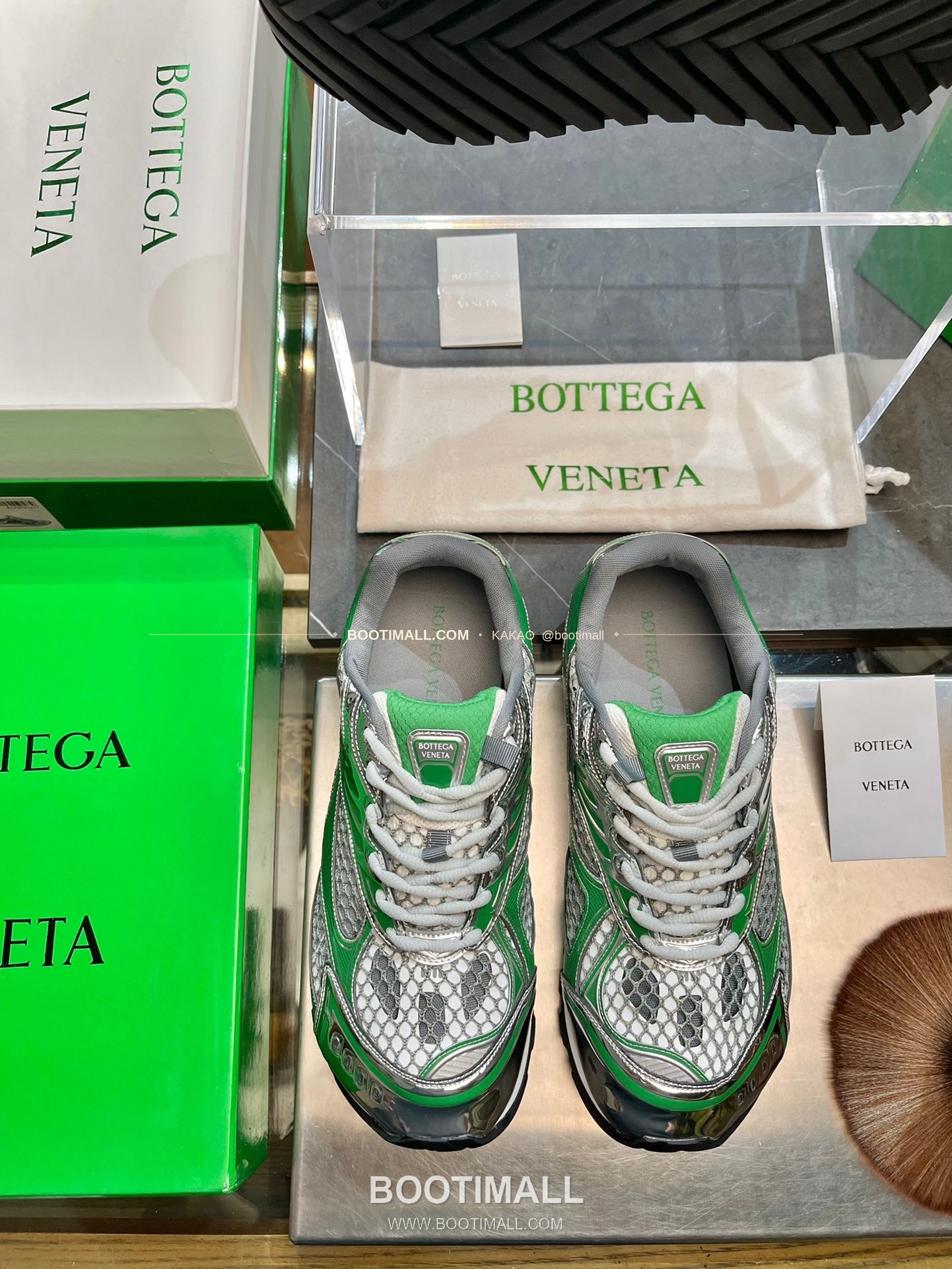 보테가베네타 2026SS 스웨이드 로우탑 브라운 스니커즈 Bottega Veneta 2026 SS Suede Low Top Brown Sneakers BV Orbit Flash 2