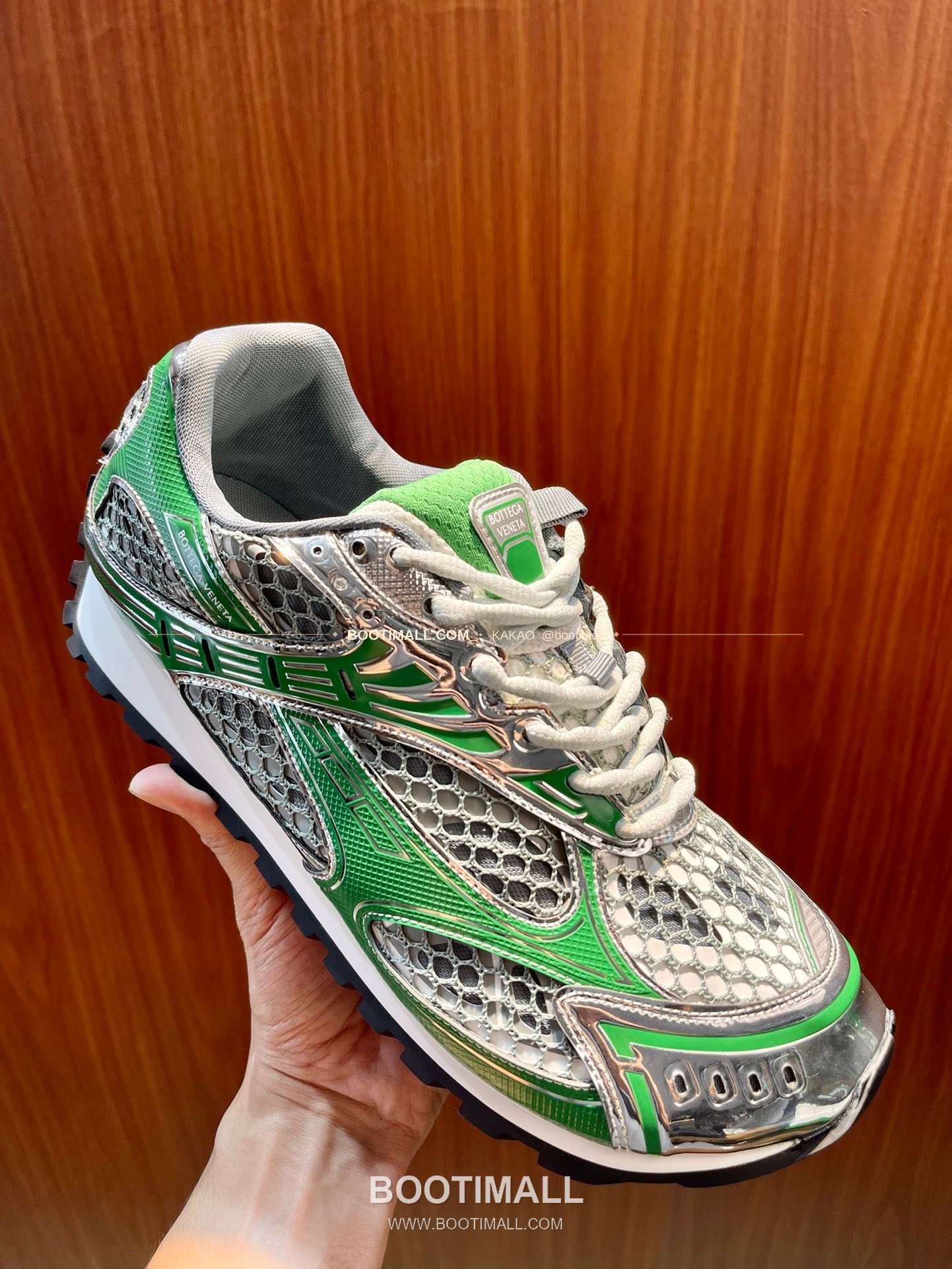 보테가베네타 2026SS 스웨이드 로우탑 브라운 스니커즈 Bottega Veneta 2026 SS Suede Low Top Brown Sneakers BV Orbit Flash 3