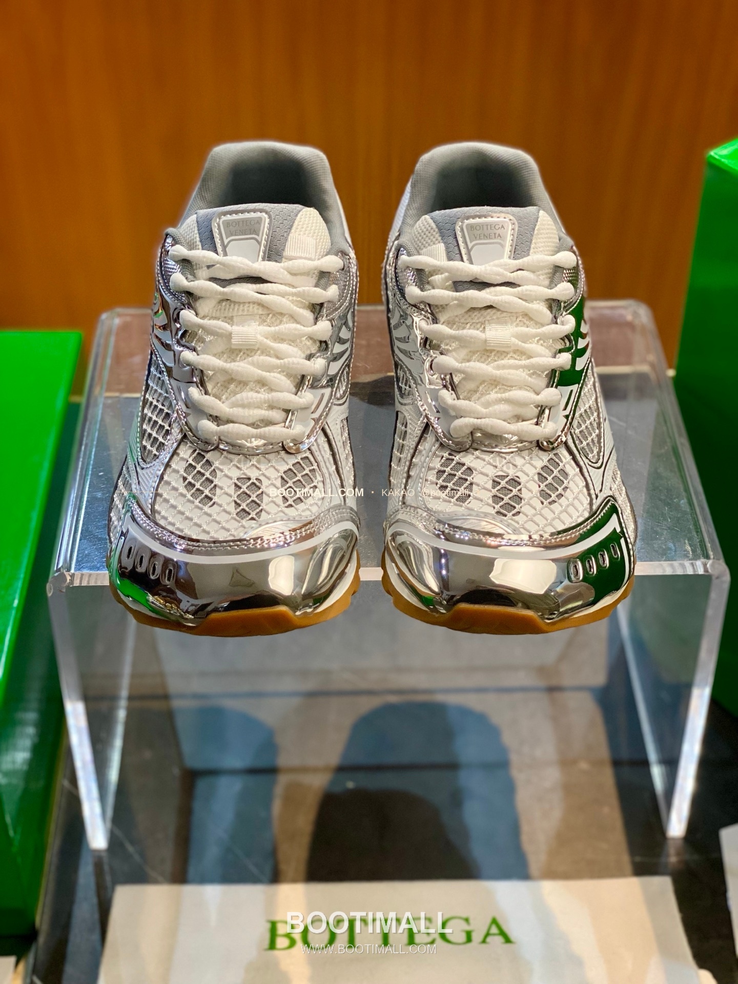 보테가베네타 2026SS 스웨이드 로우탑 브라운 스니커즈 Bottega Veneta 2026 SS Suede Low Top Brown Sneakers BV Orbit Flash 3