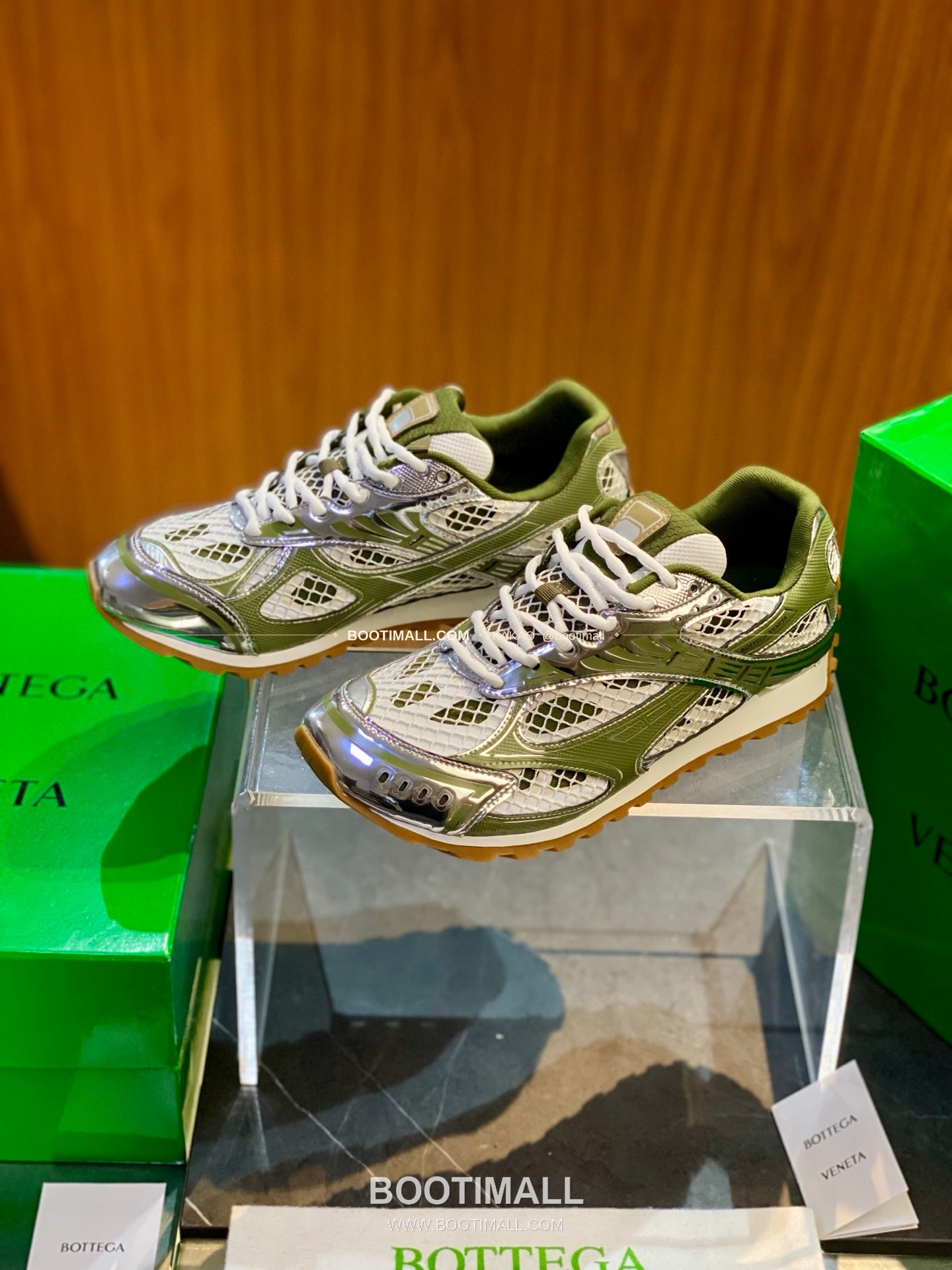 보테가베네타 2026SS 스웨이드 로우탑 브라운 스니커즈 Bottega Veneta 2026 SS Suede Low Top Brown Sneakers BV Orbit Flash 5