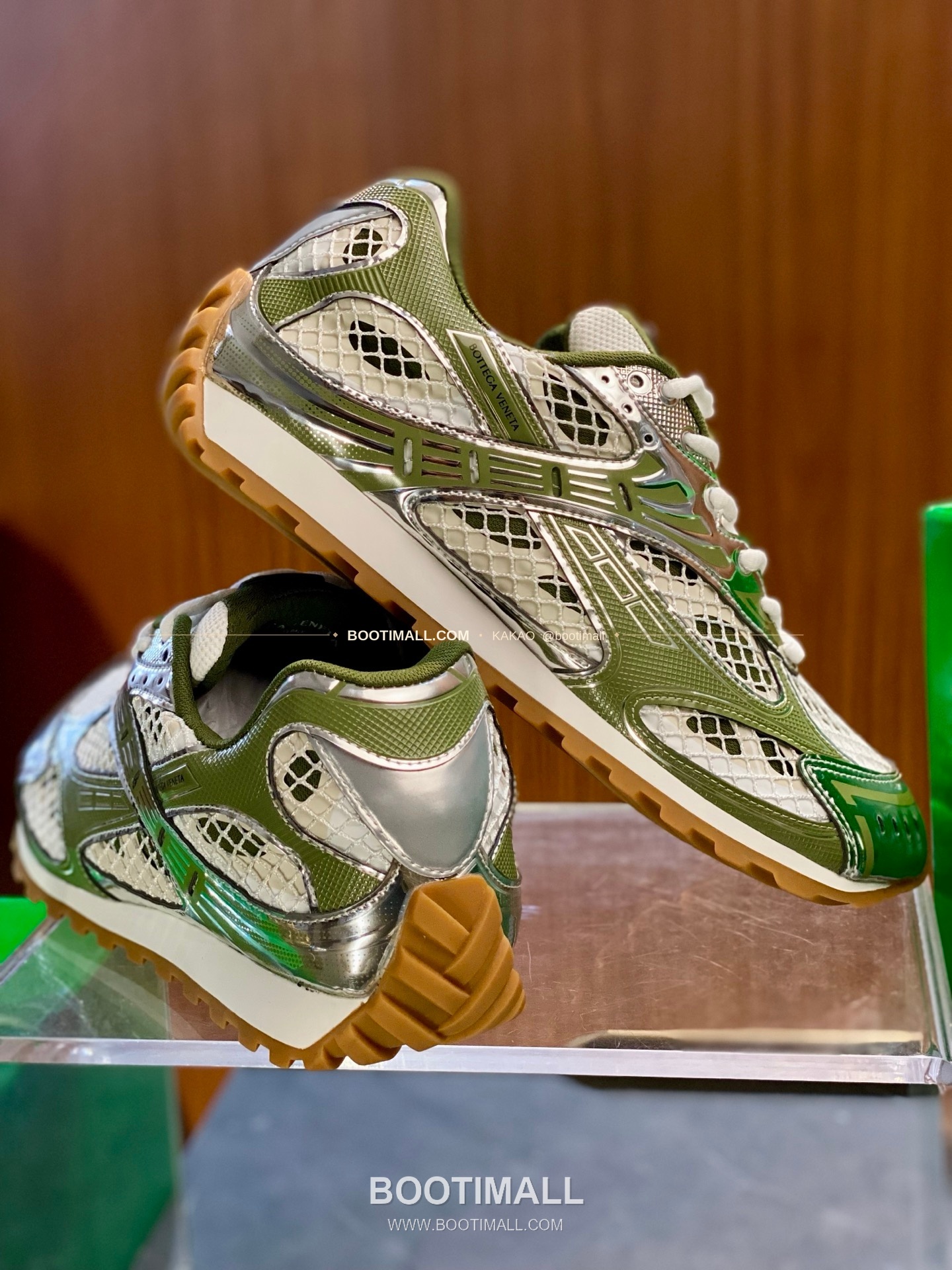 보테가베네타 2026SS 스웨이드 로우탑 브라운 스니커즈 Bottega Veneta 2026 SS Suede Low Top Brown Sneakers BV Orbit Flash 8