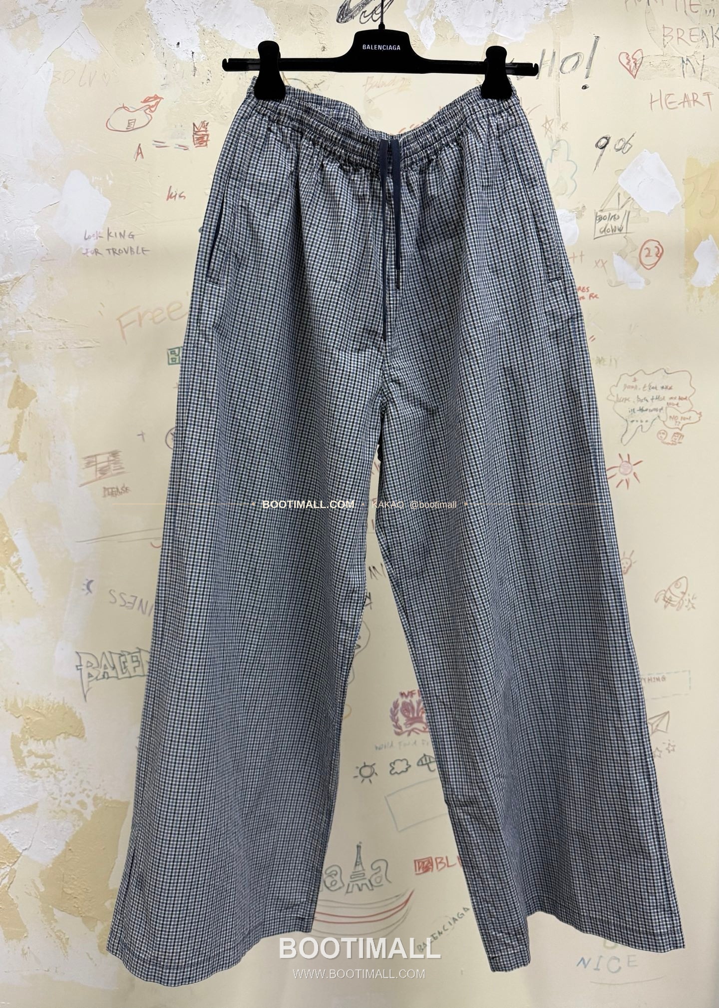 발렌시아가 2025SS 체크패턴 루즈핏 드로스트링 와이드팬츠 Balenciaga 2025 SS Check Pattern Loose Fit Drawstring Wide Pants 10