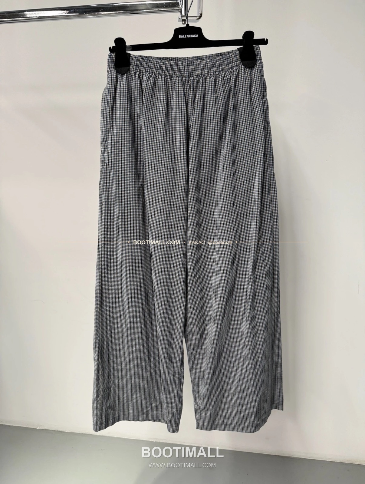 발렌시아가 2025SS 체크패턴 루즈핏 드로스트링 와이드팬츠 Balenciaga 2025 SS Check Pattern Loose Fit Drawstring Wide Pants 12