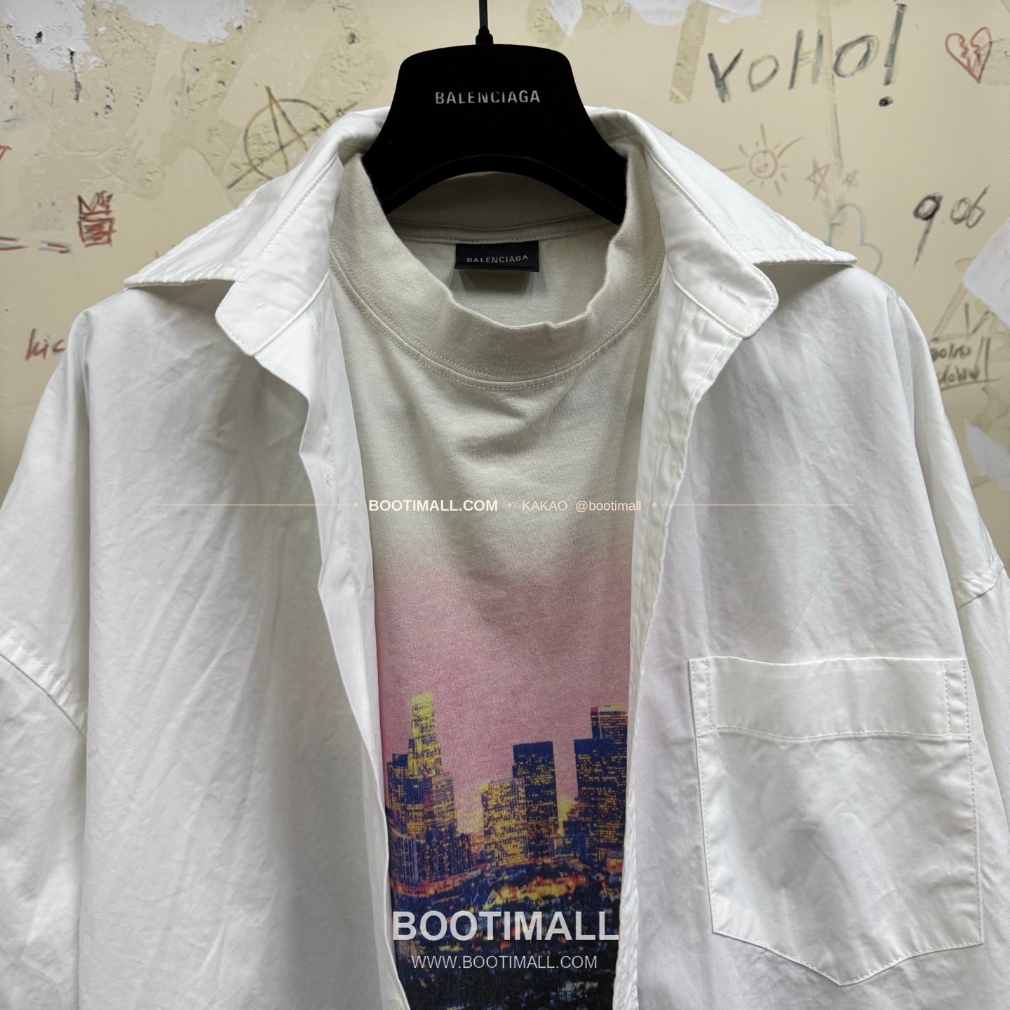 발렌시아가 2025FW LA레이어드 워싱 루즈핏 셔츠 Balenciaga 2025 FW LA Layered Washed Loose Fit Shirt 6