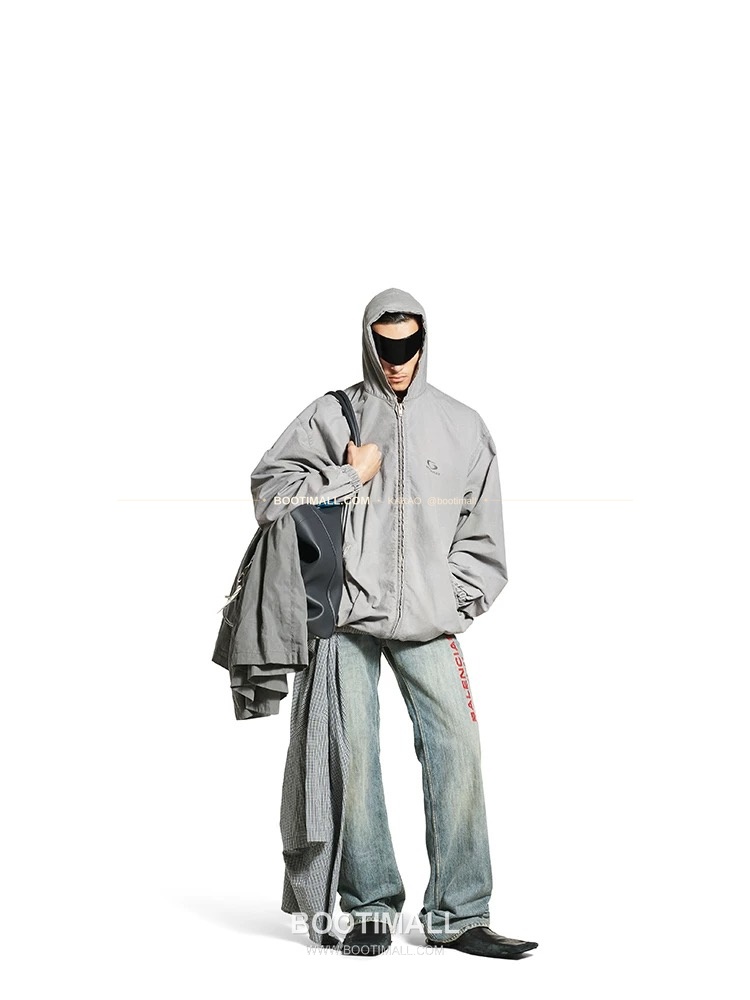 발렌시아가 2025FW 링로고 워싱 루즈핏 카고재킷 Balenciaga 2025 FW Ring Logo Washed Loose Fit Cargo Jacket 3