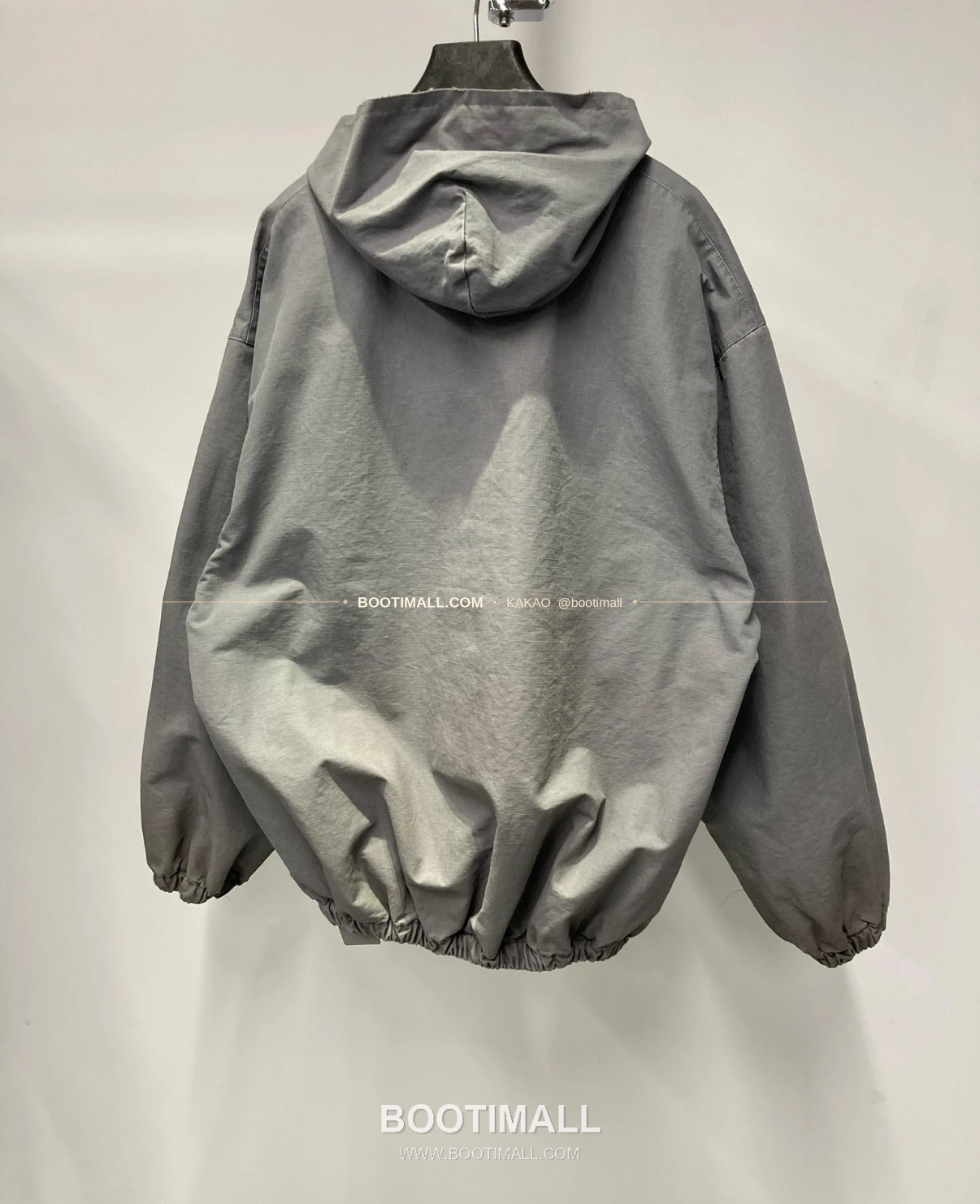 발렌시아가 2025FW 링로고 워싱 루즈핏 카고재킷 Balenciaga 2025 FW Ring Logo Washed Loose Fit Cargo Jacket 16